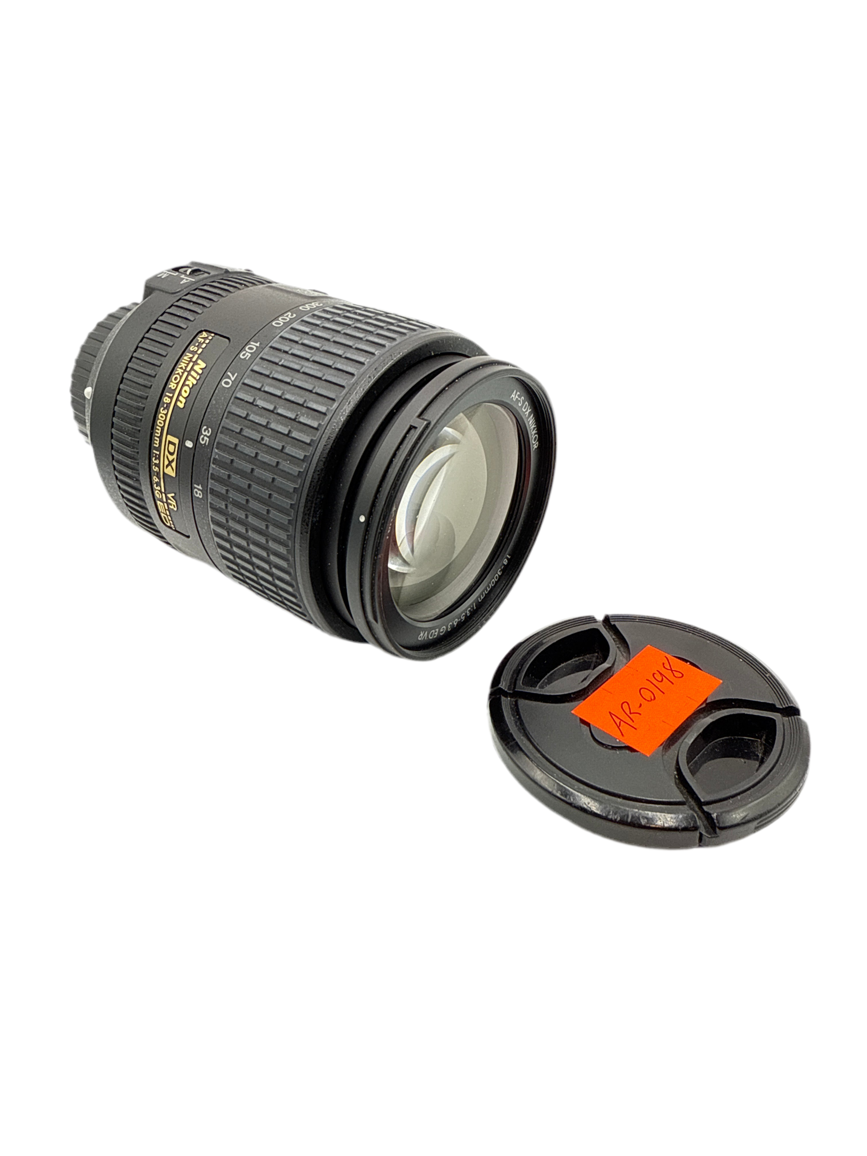 Nikon AF-S 18-300mm DX VR - AS-IS/FOR PARTS (0198)