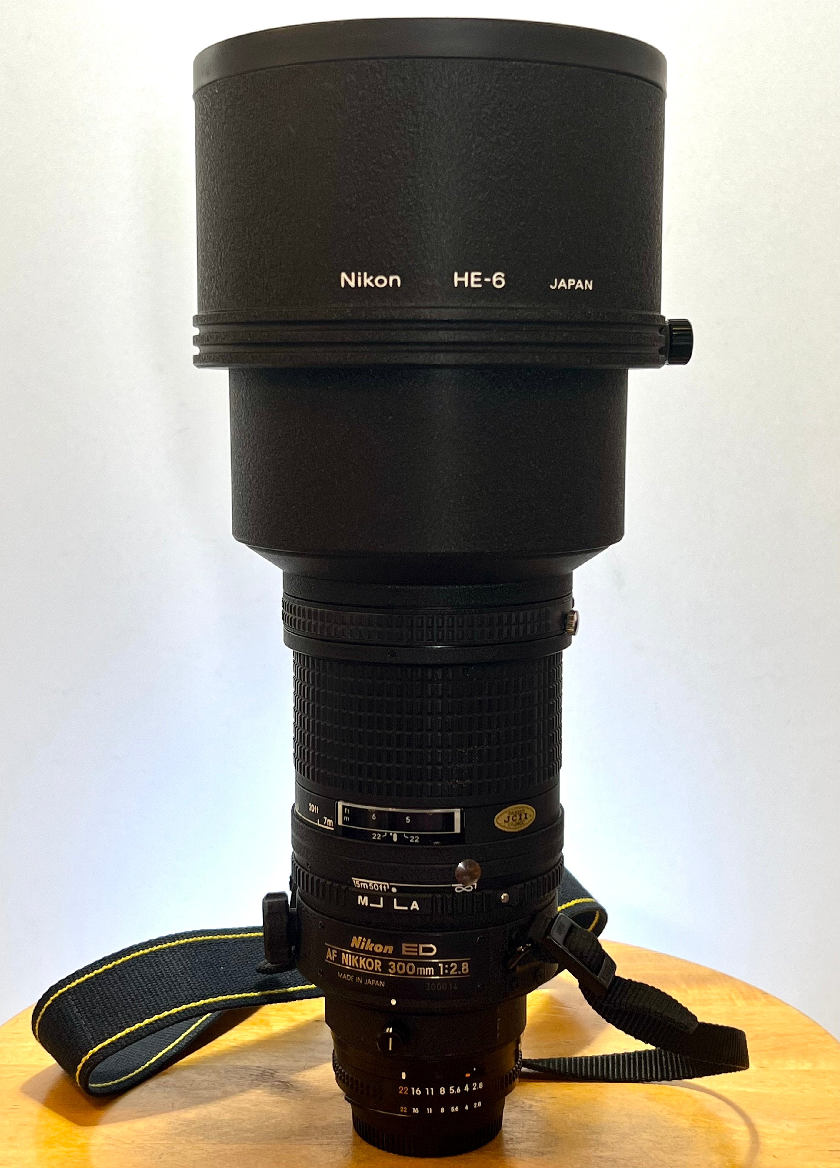 USED Nikon 300mm F2.8 ED AF D Lens