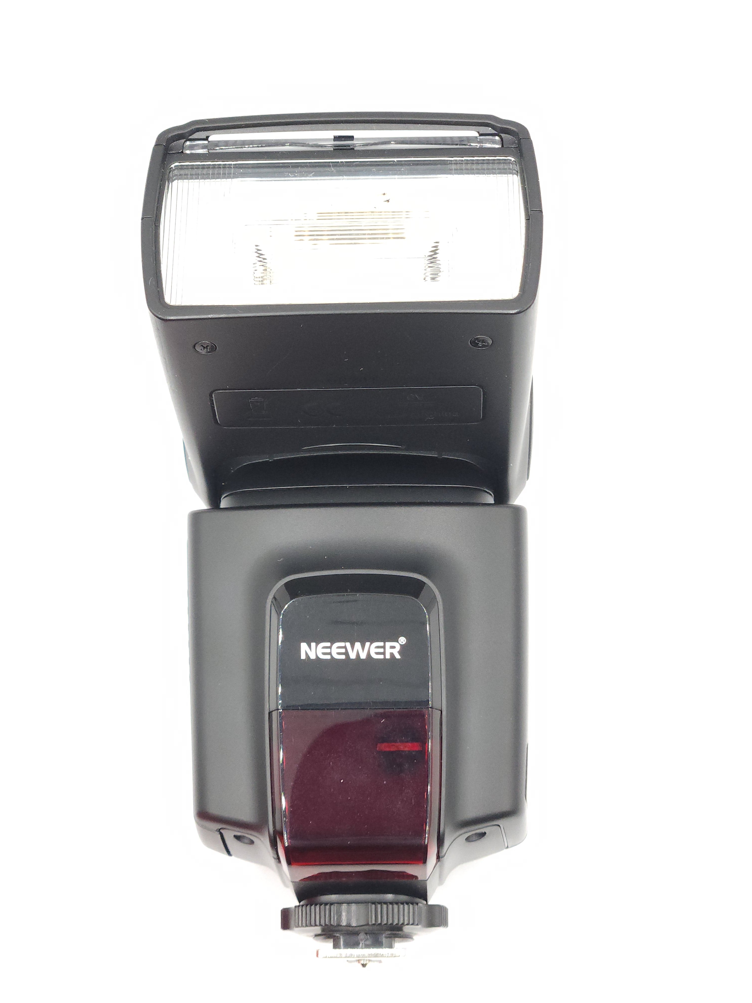 Used Neewer TT560 Universal (non-TTL) Speedlite Flash