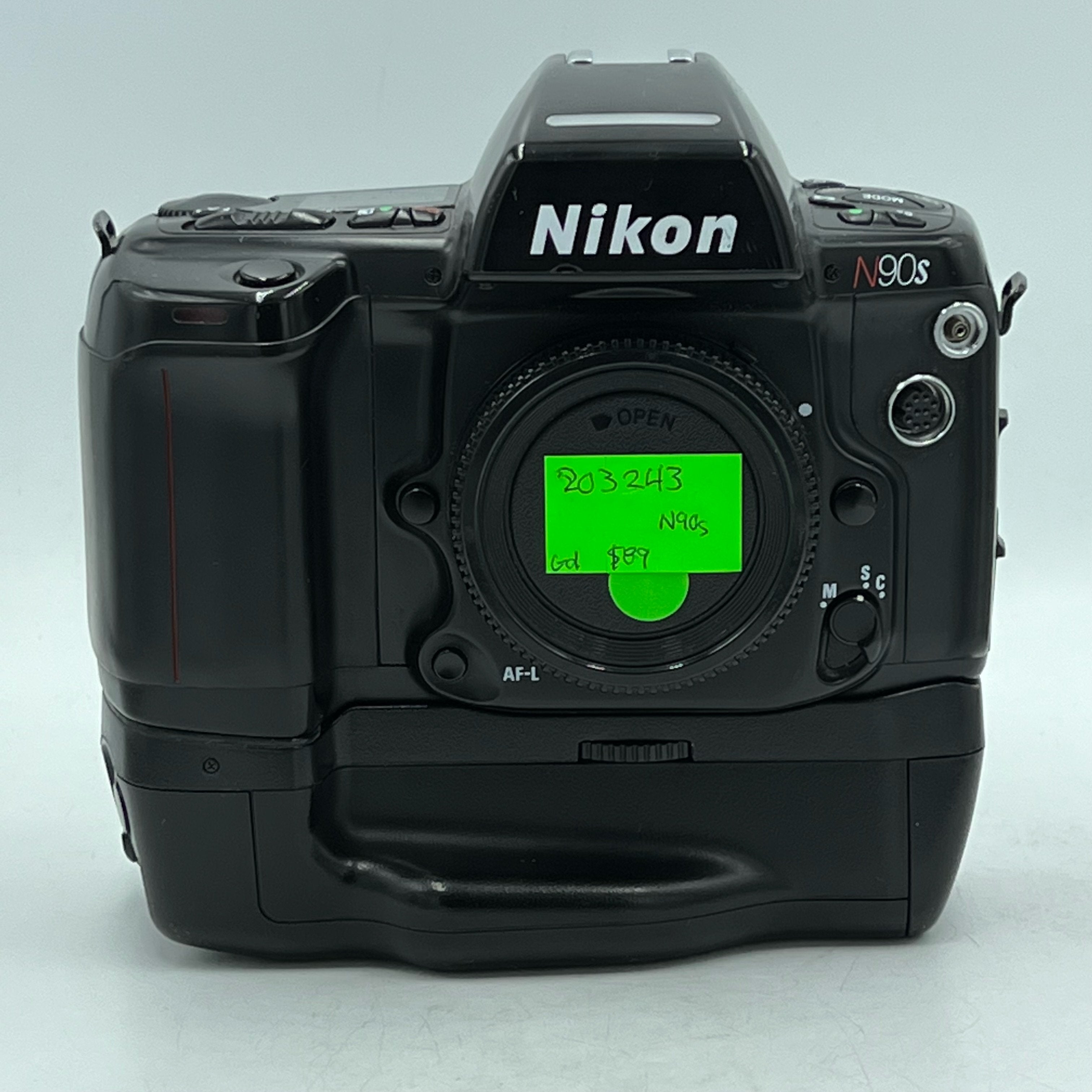 Used Nikon N90s with AF 28-80mm F3.5-5.6D Lens