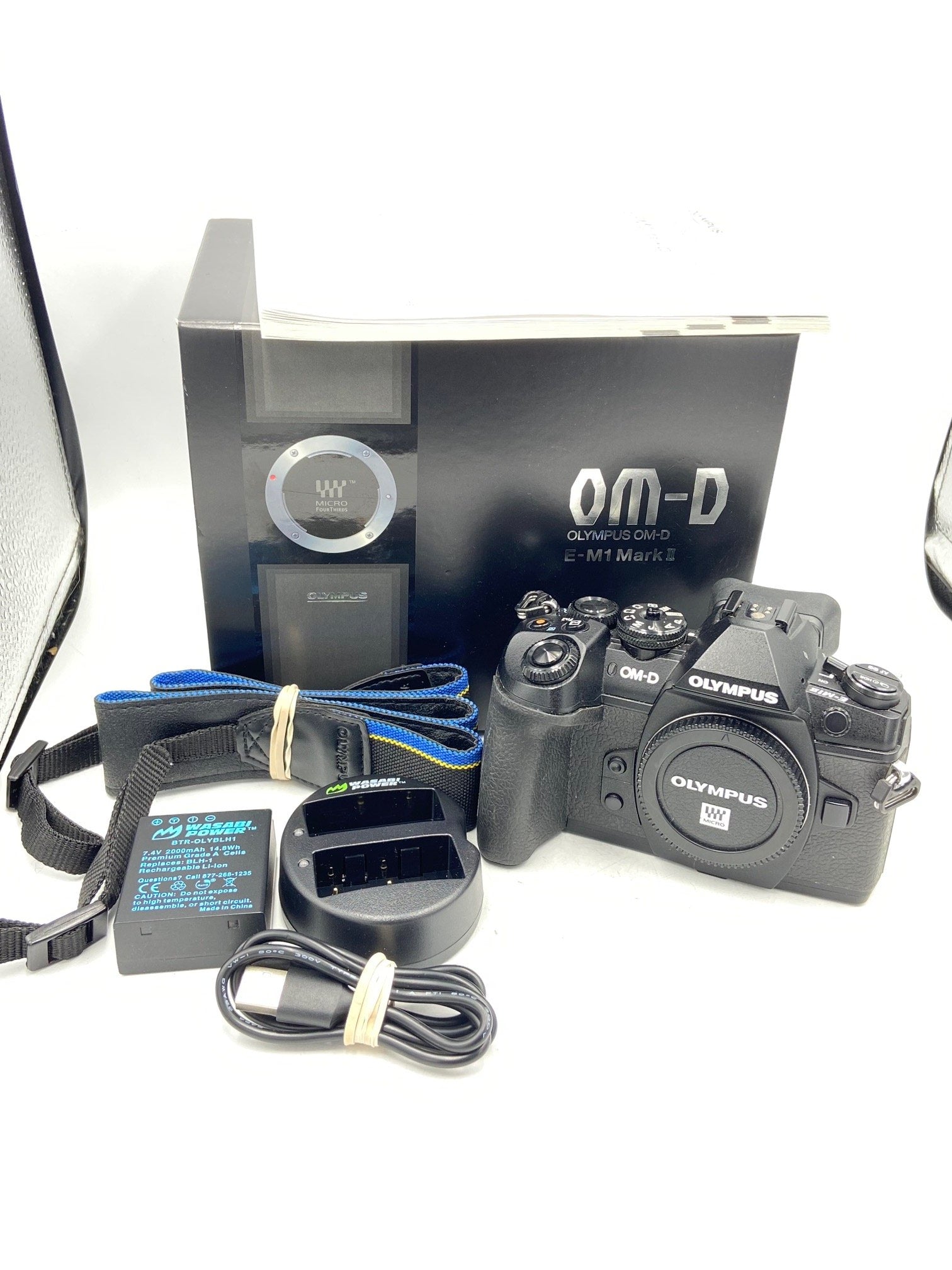 Silver Em1 Mk2 OM System OM-5 Mark II Housing Silver Foto Erhardt