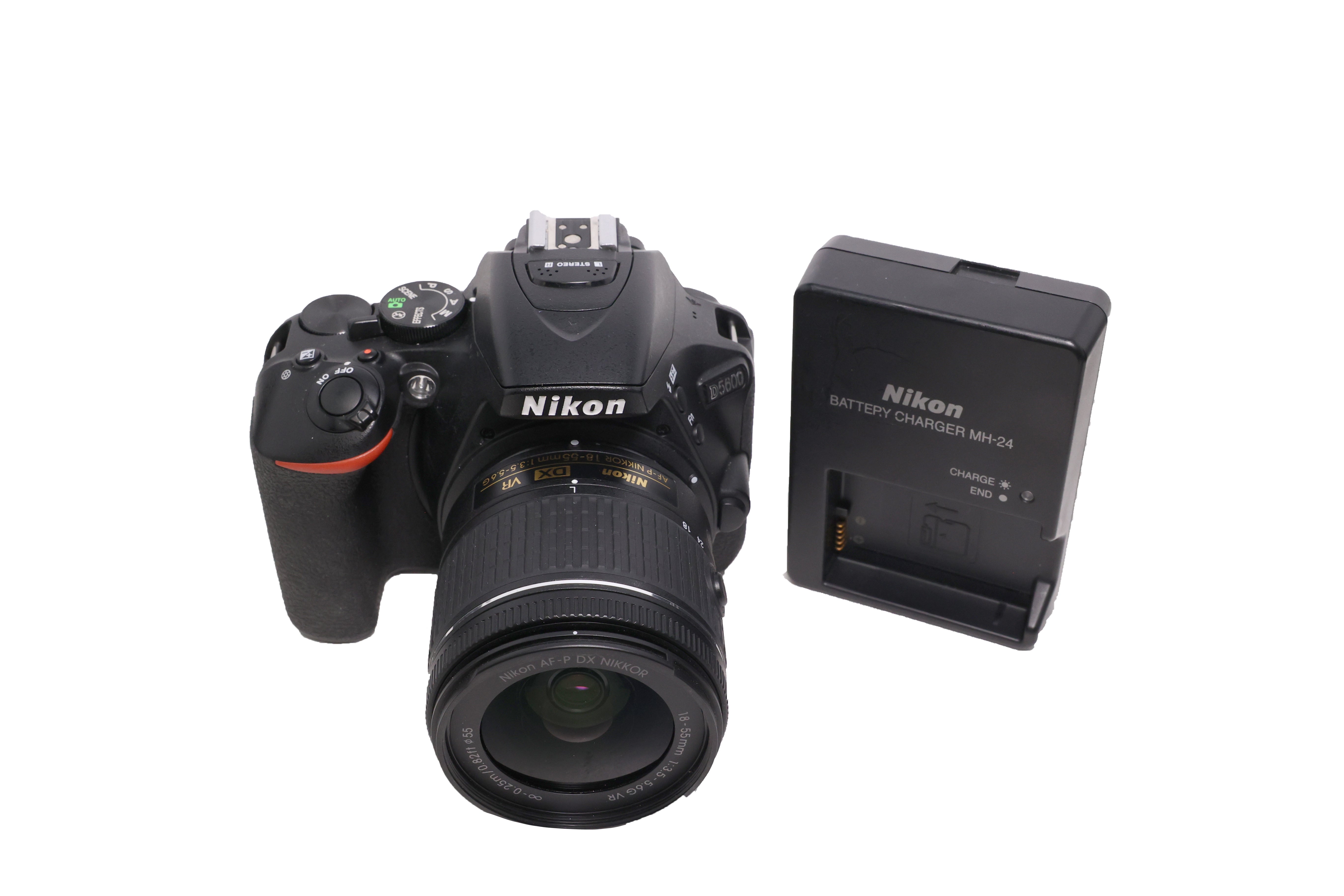 USED Nikon D5600 DSLR Camera with 18-55
