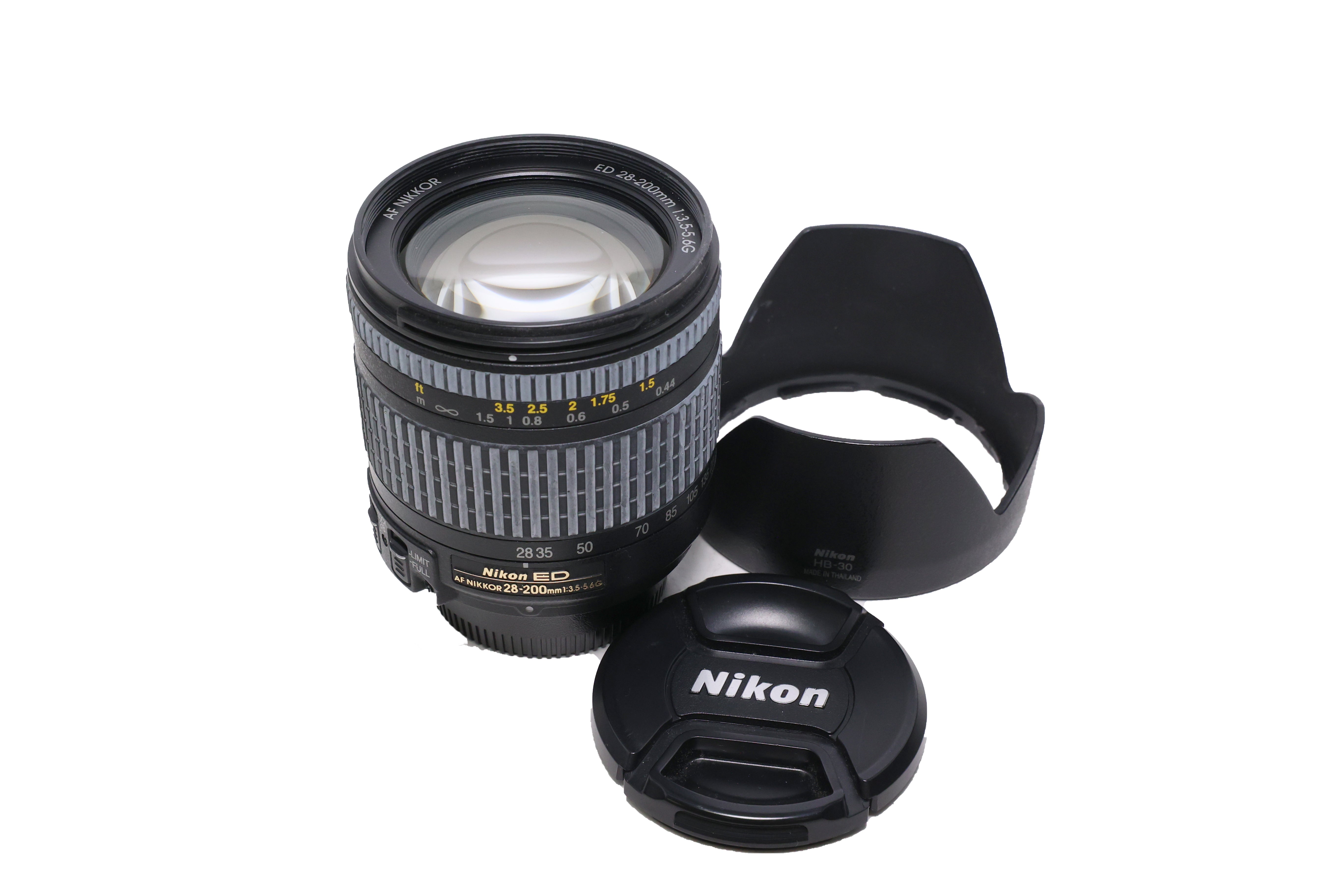 USED Nikon 28-200mm f3.5-5.6G