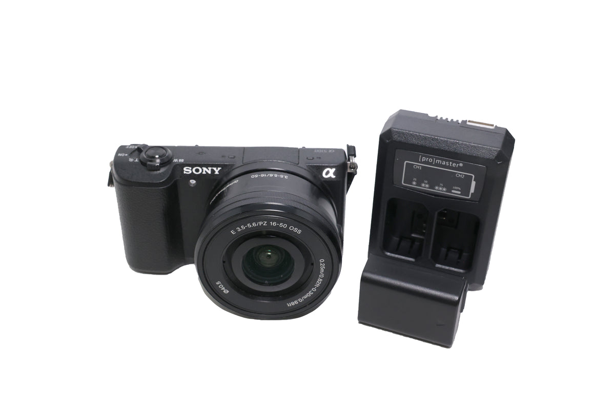 USED Sony A5100 w/ 16-50mm f3.5-5.6 OSS
