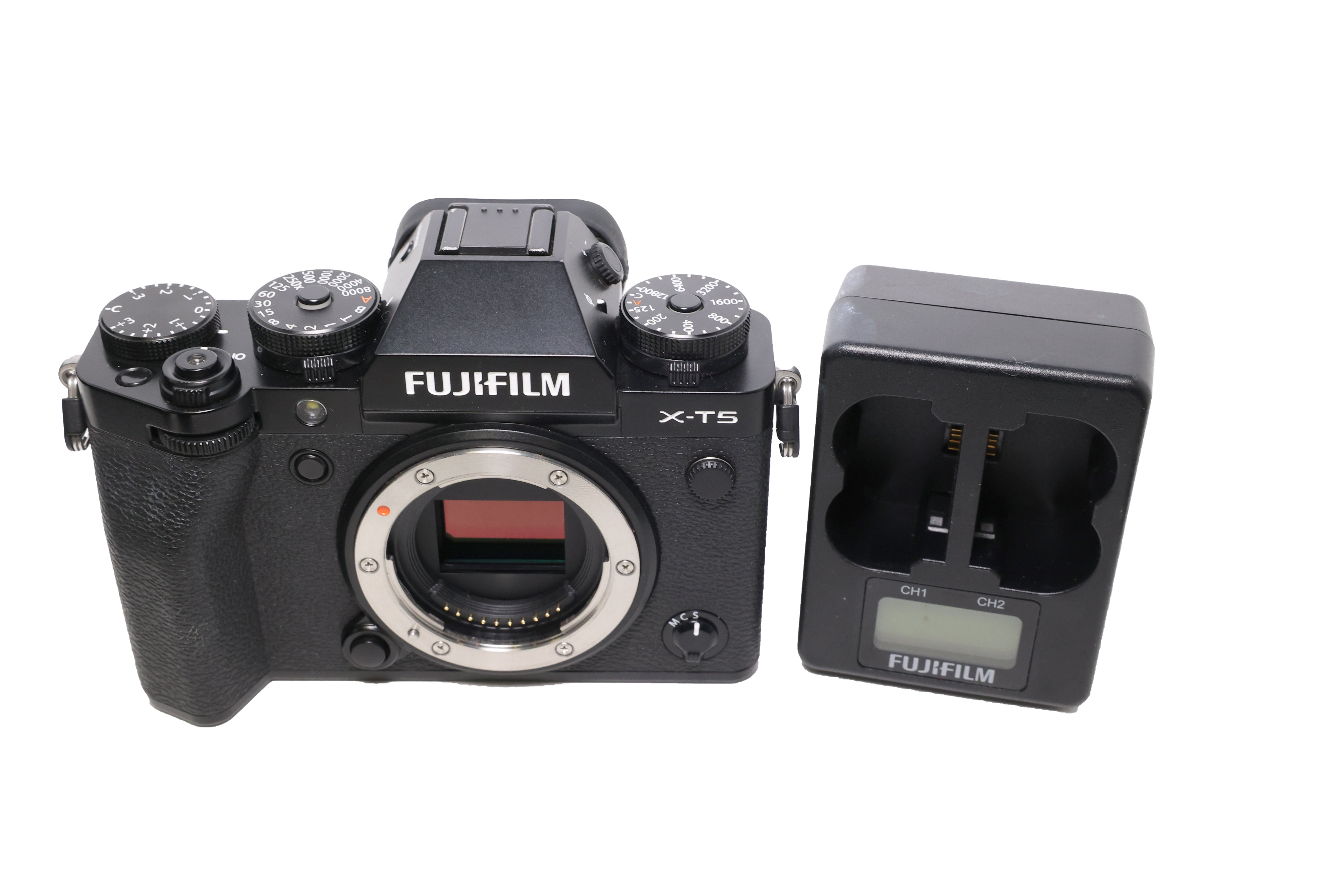 Used Fujifilm X-T5 Mirrorless Camera Body (Black)