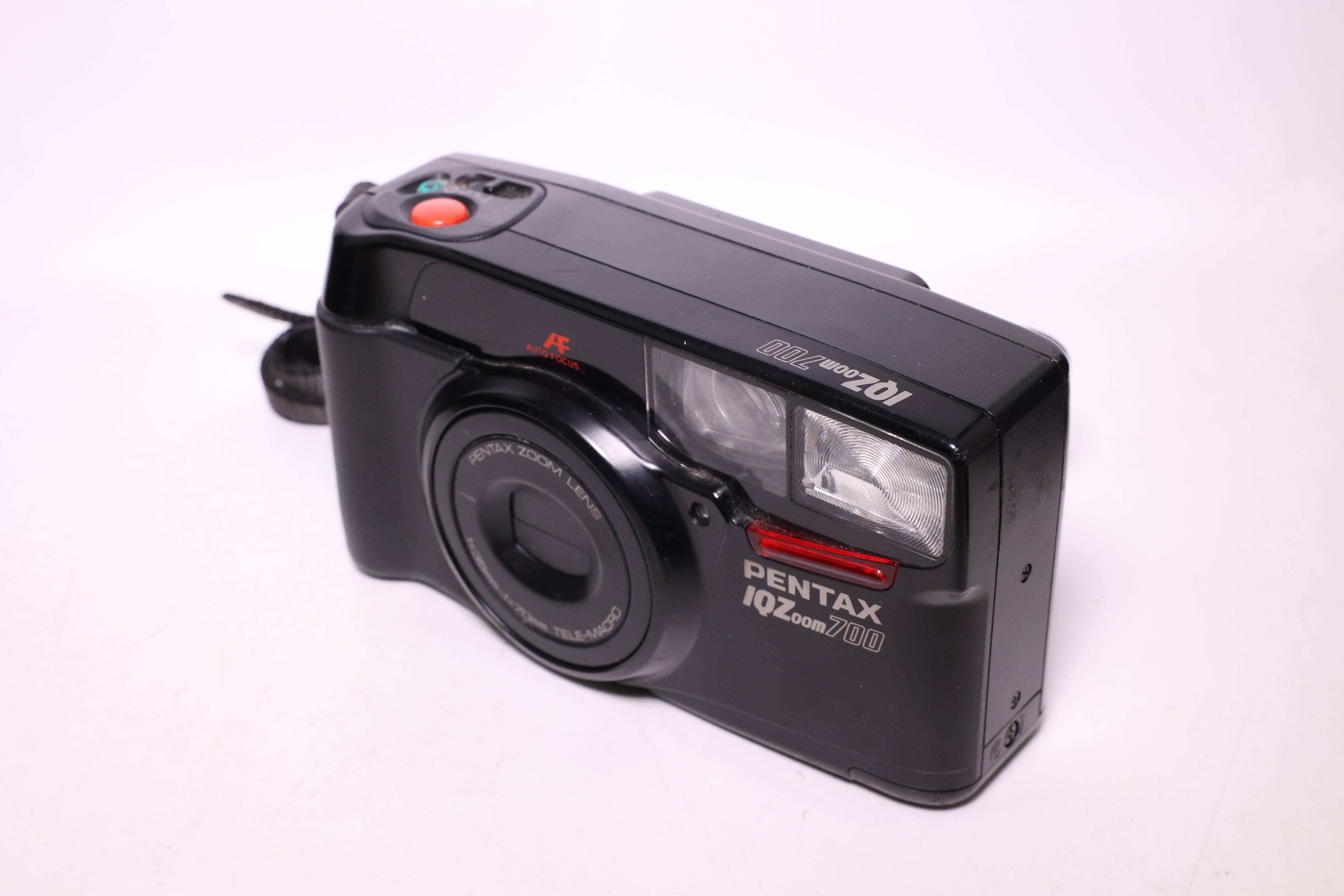 USED Ricoh Q-80Z 35mm point & shoot