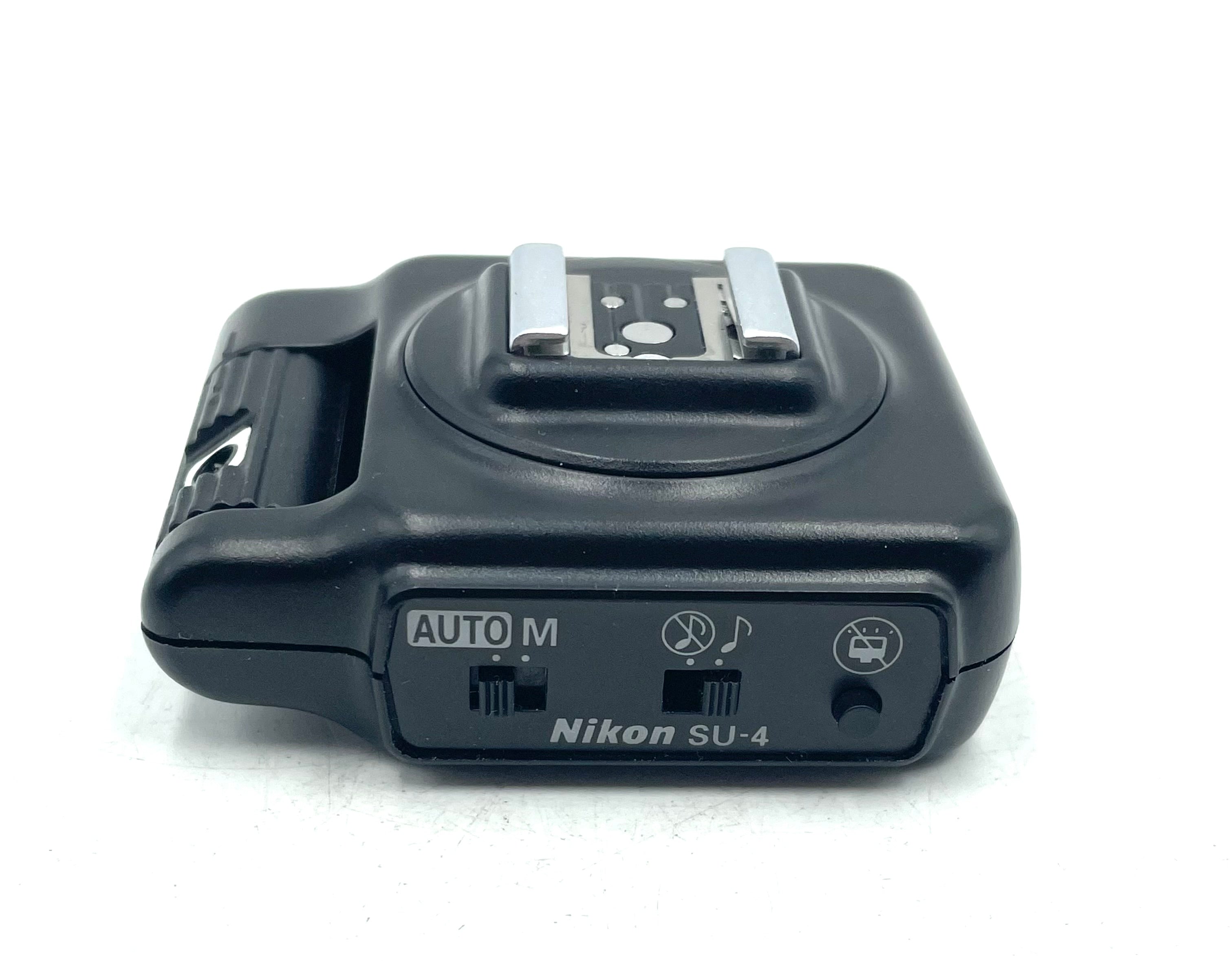 Used Nikon SU-4 W/ Carrying Case