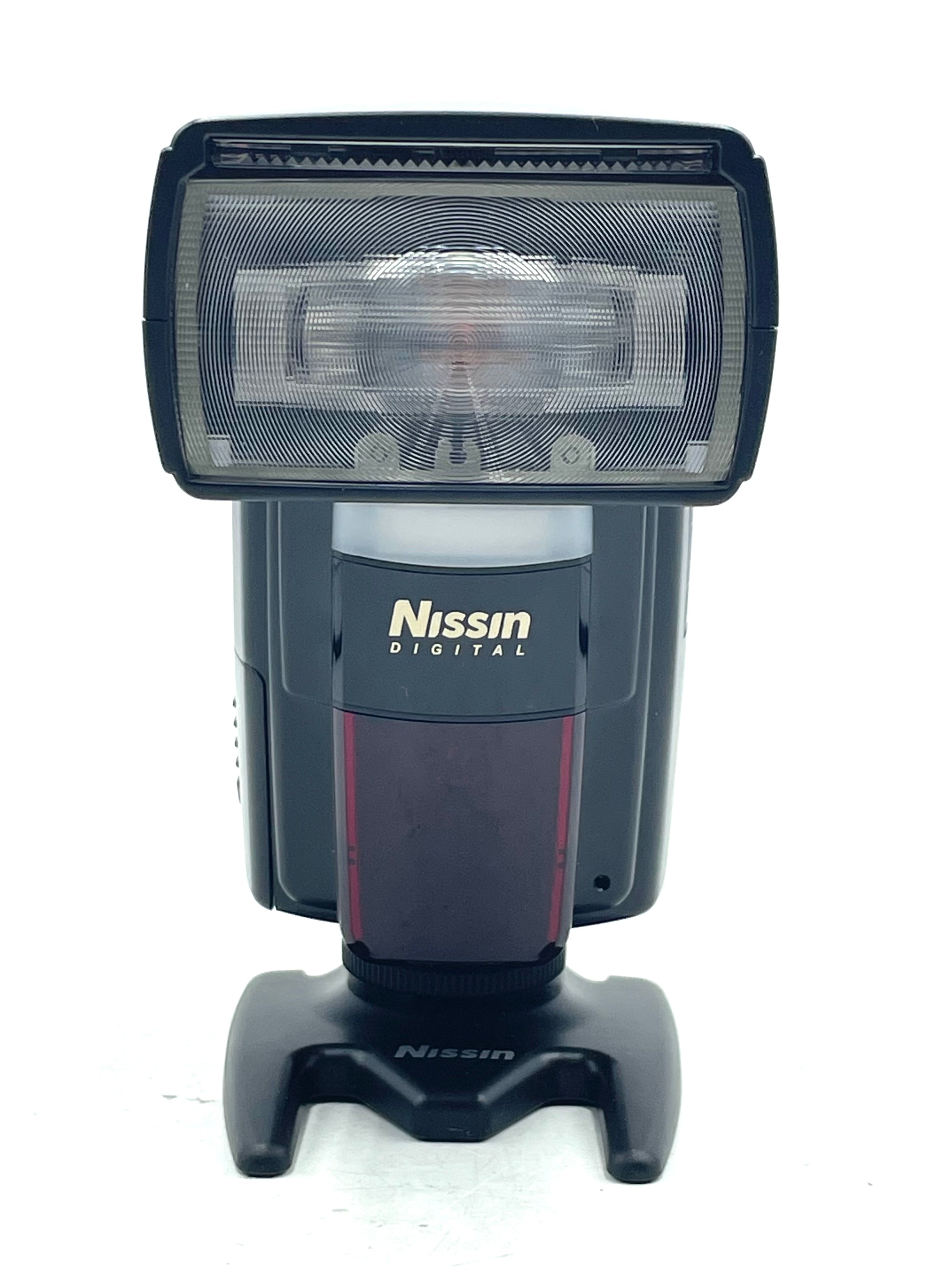 Nissin Di866 Flash W/ case,box, and flash stand (For Canon)