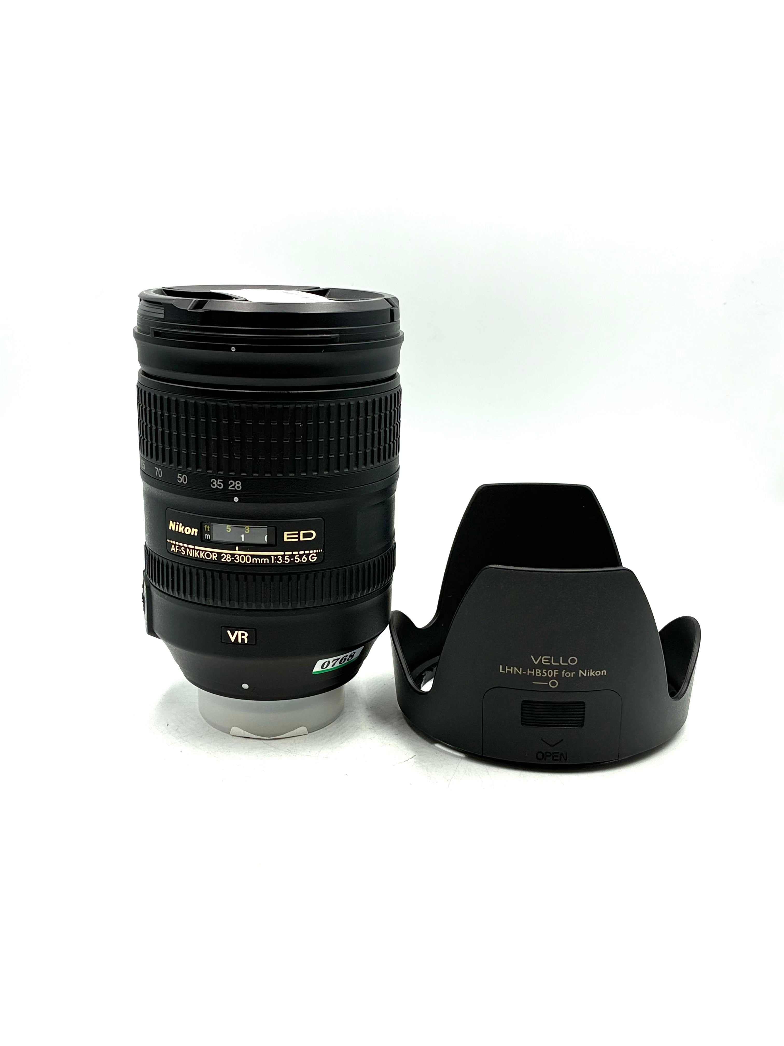 USED Nikon 28-300mm F3.5-5.6 G VR AF-S Lens