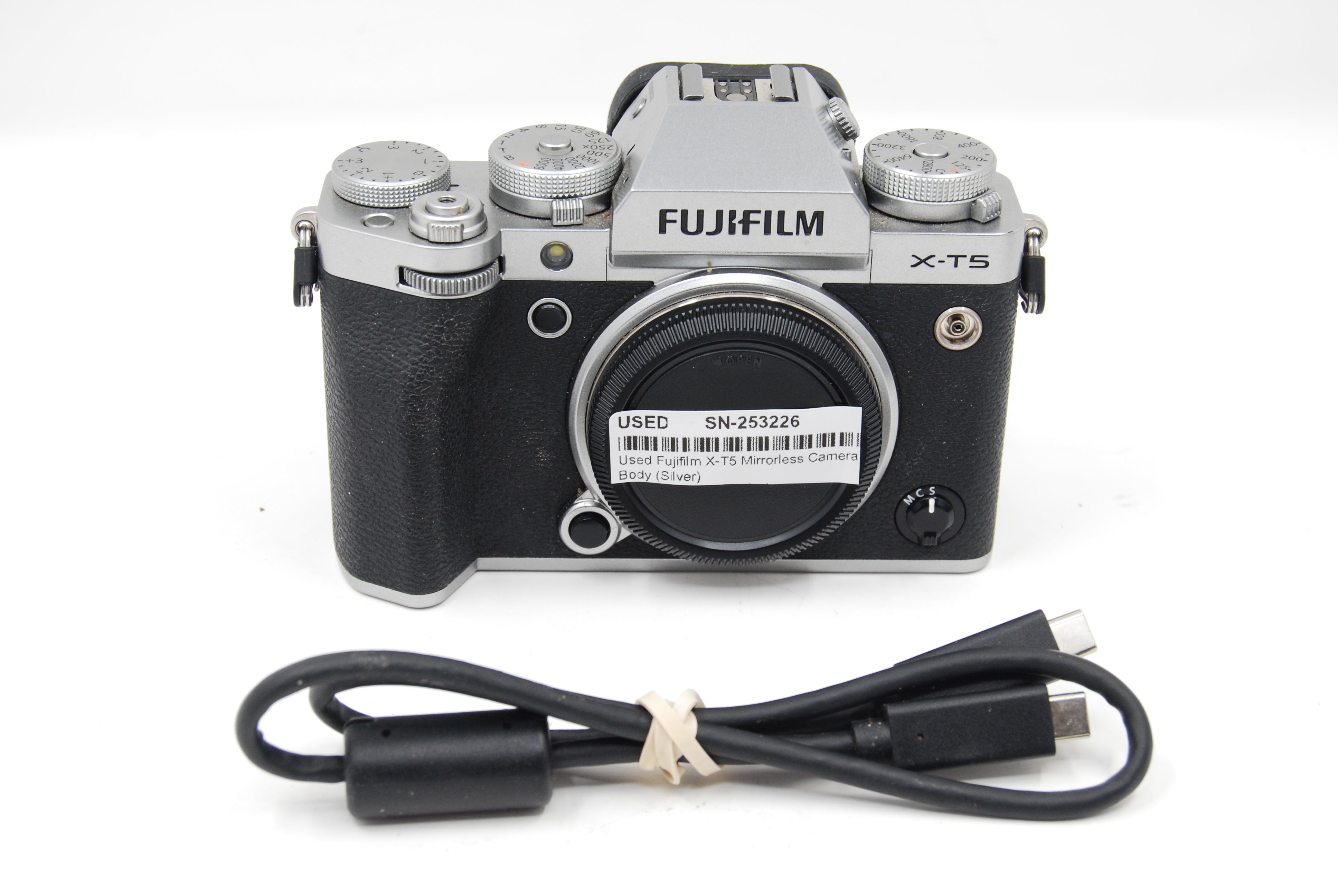 Used Fujifilm X-T5 Mirrorless Camera Body (Silver)