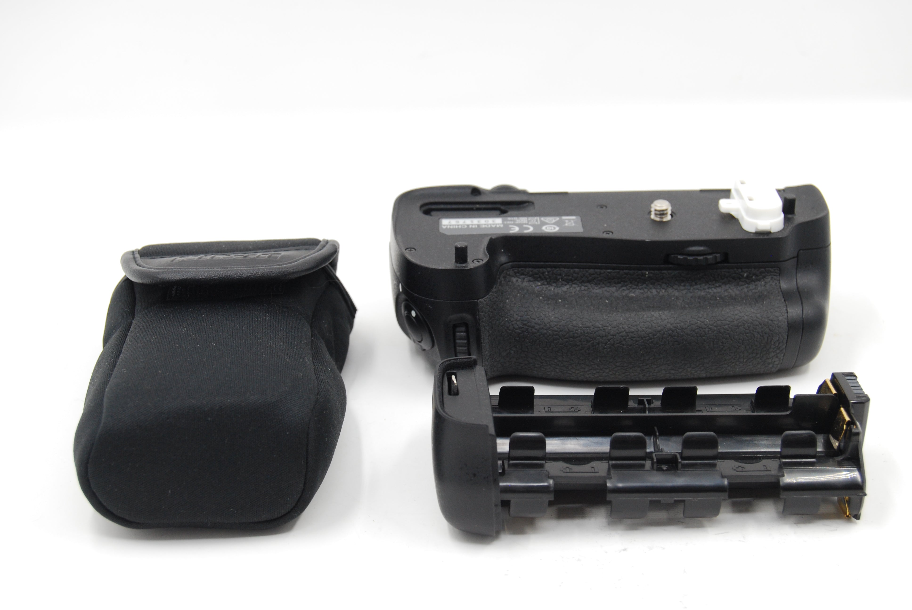 USED Nikon MB-D16 Multi Power Battery Pack for D750