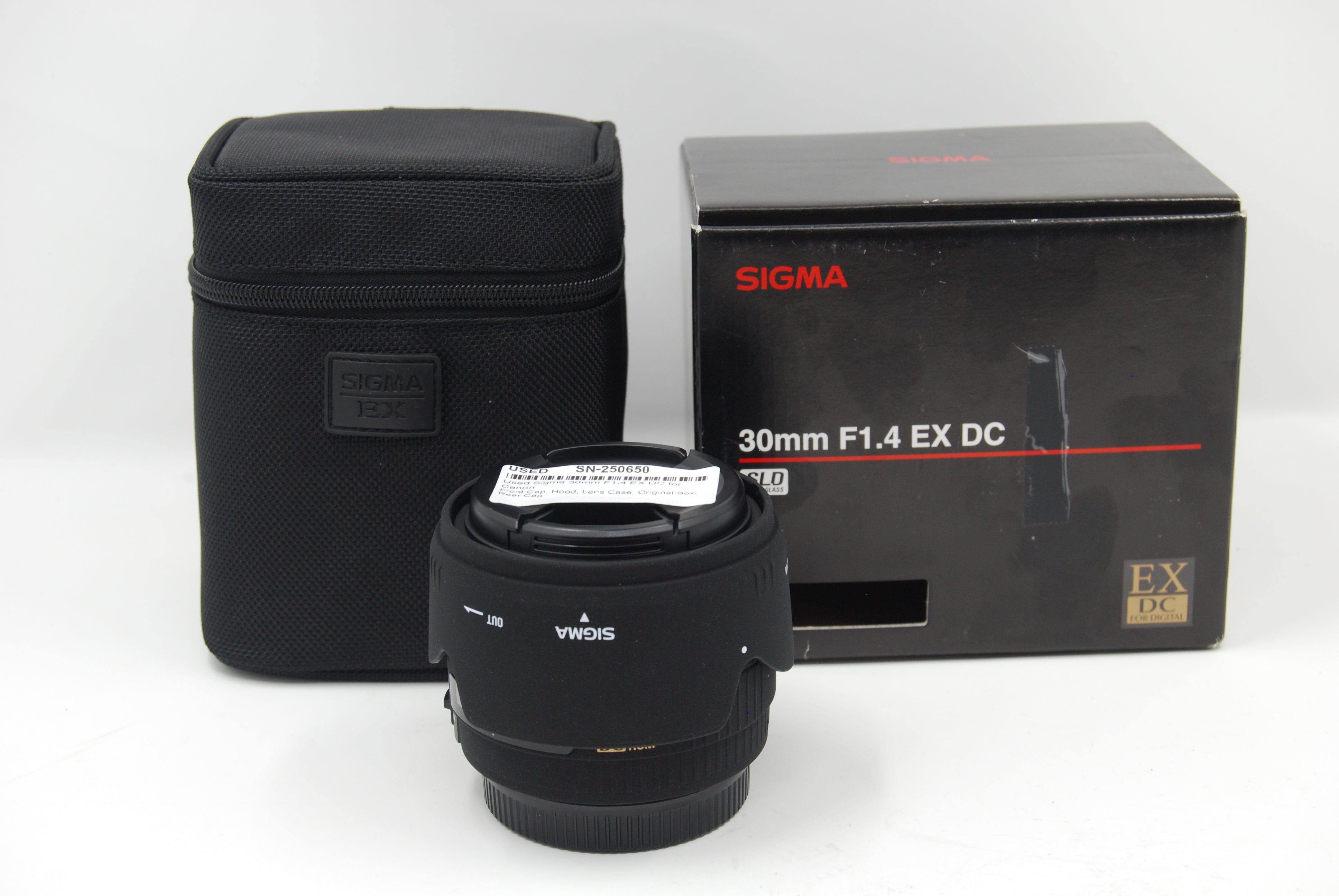 Used Sigma 30mm F1.4 EX DC for Canon