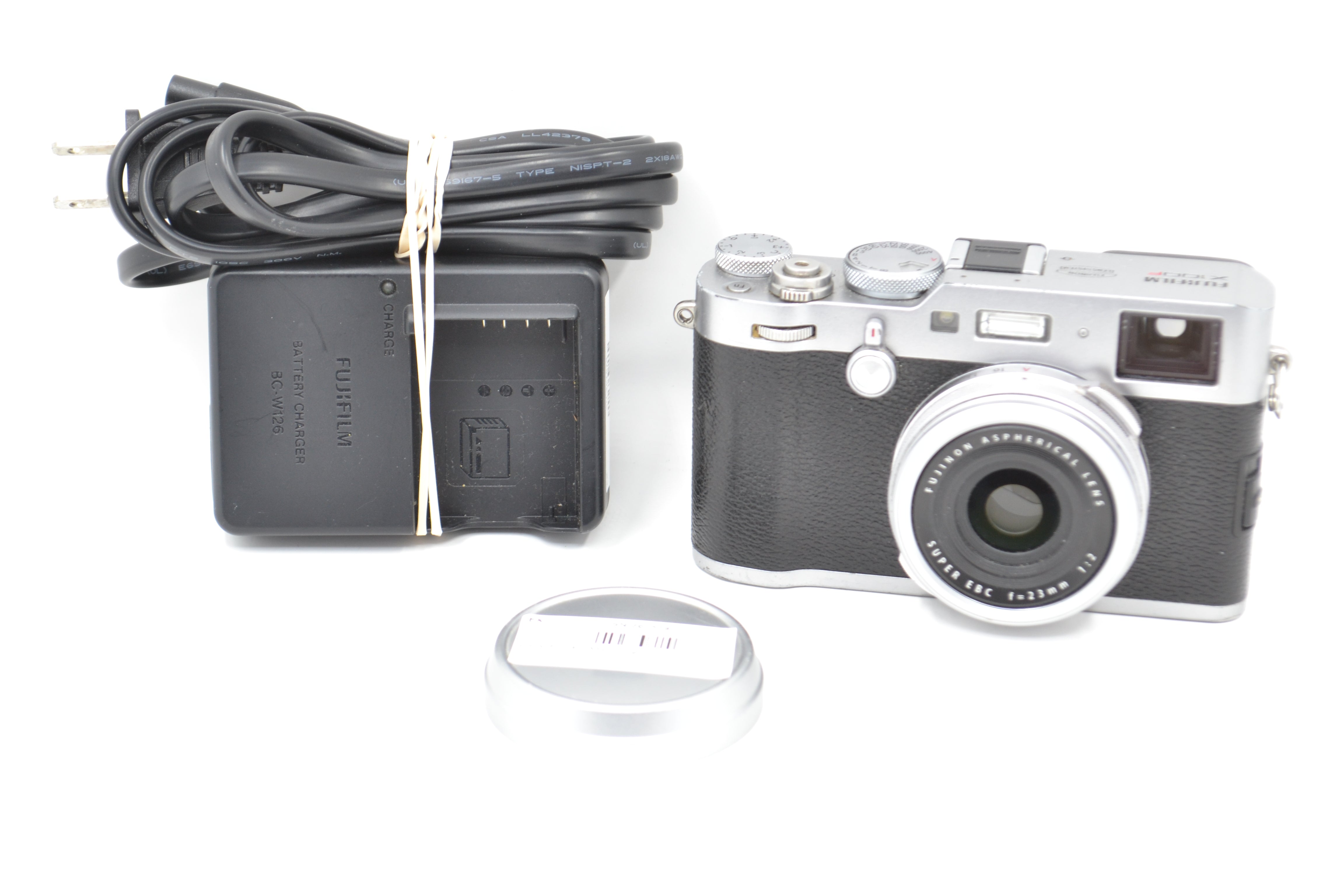 □8500ショット□ FUJIFILM X100F シルバー □極上品□ フジフイルム