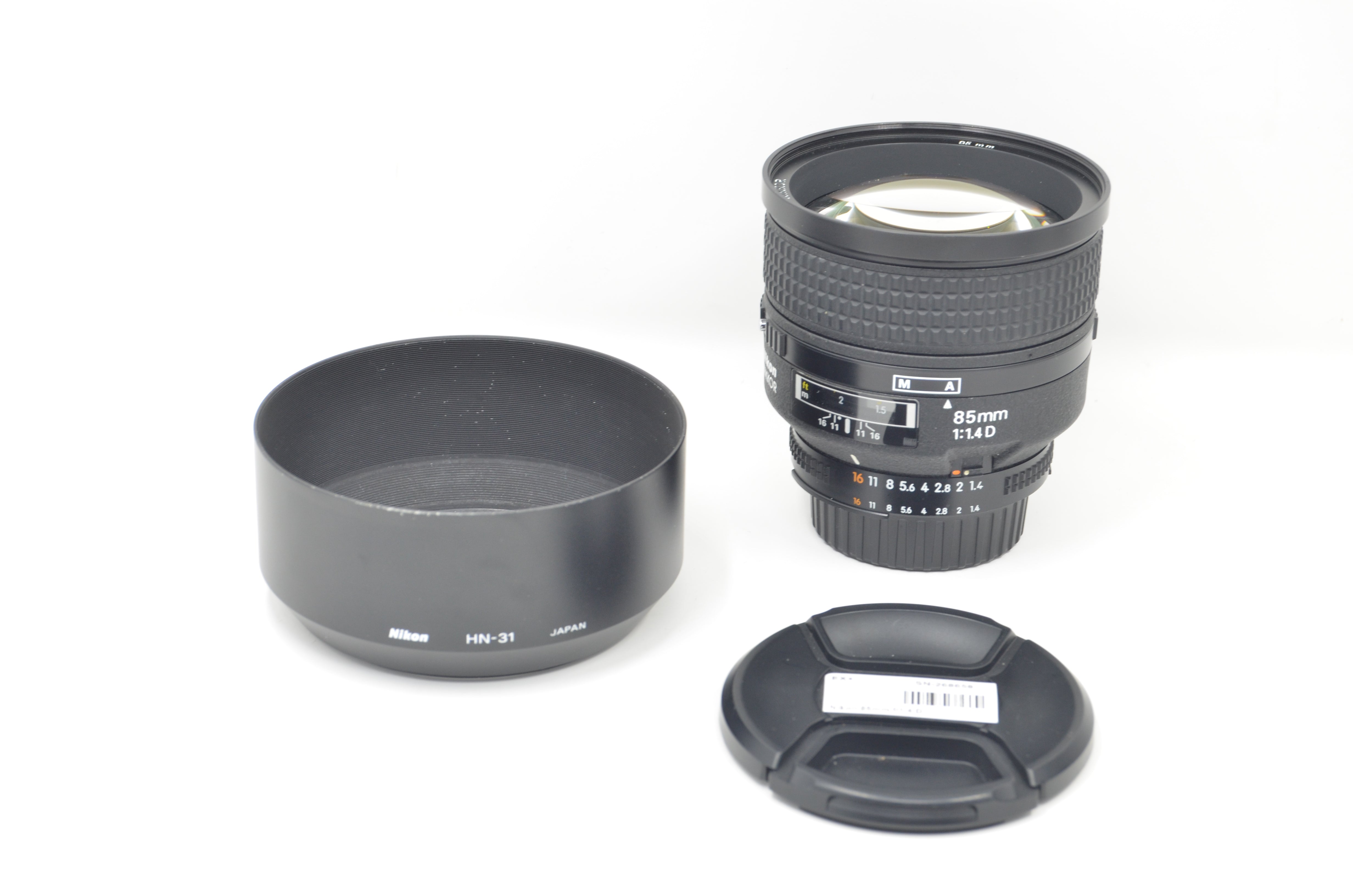 Nikon 85mm f/1.4 D