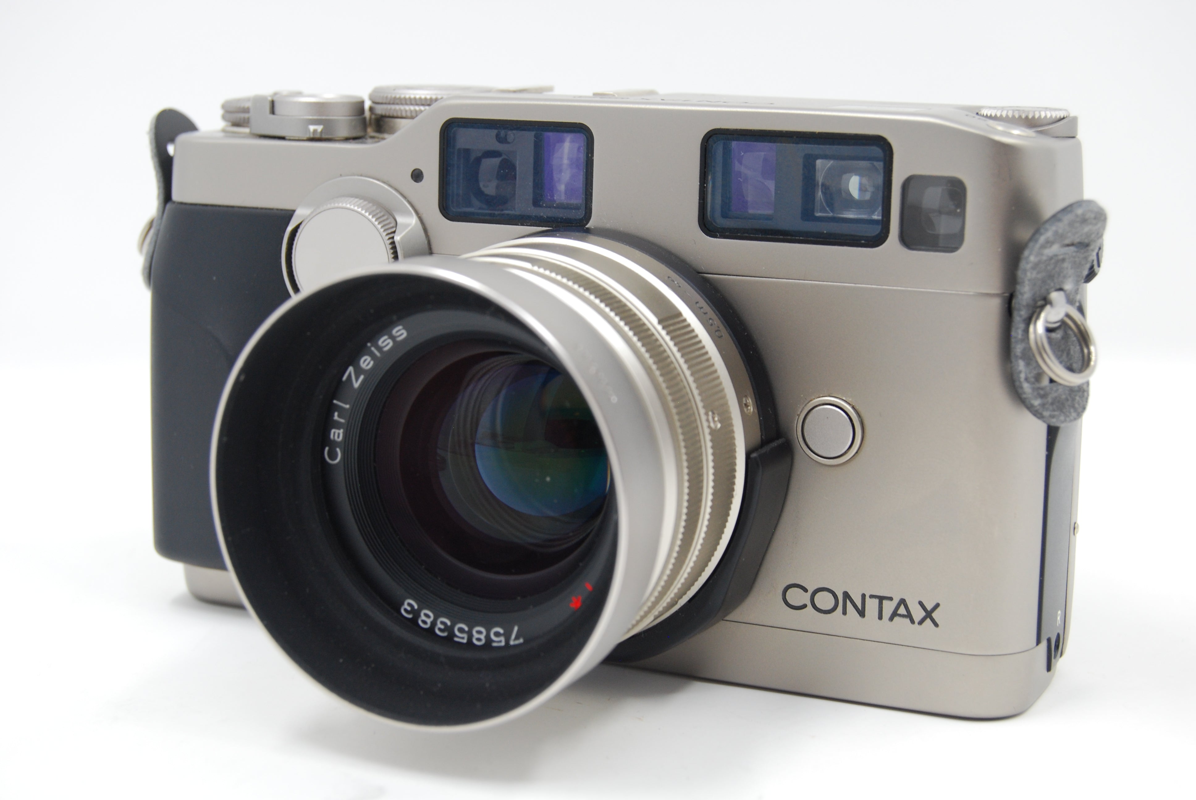 USED Contax G2 Rangefinder w/Planar 45mm f/2 Lens + GD-2 Data Back