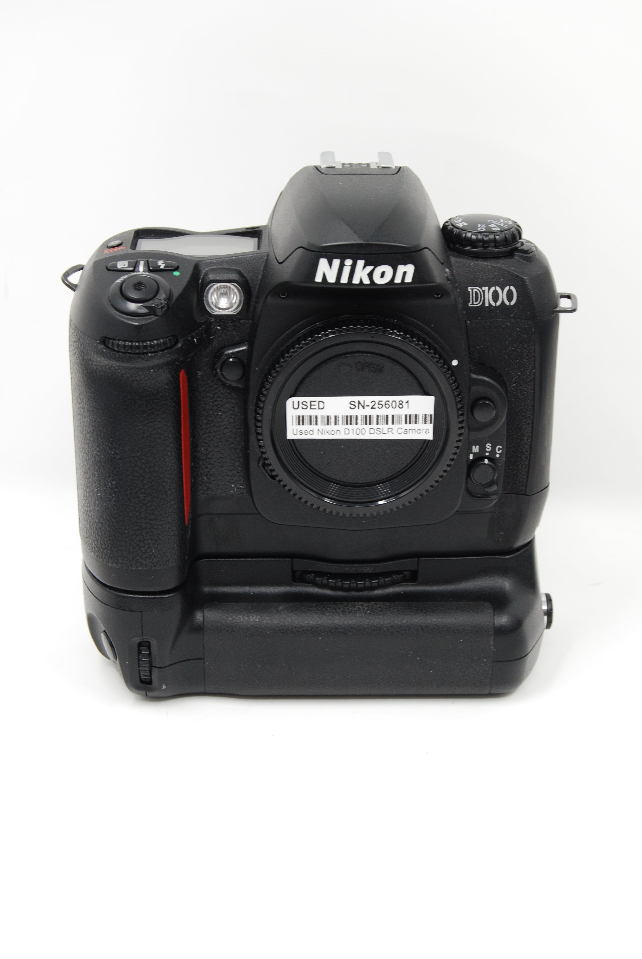 Used Nikon D100 DSLR Camera Body w/MB-D100 Battery Grip