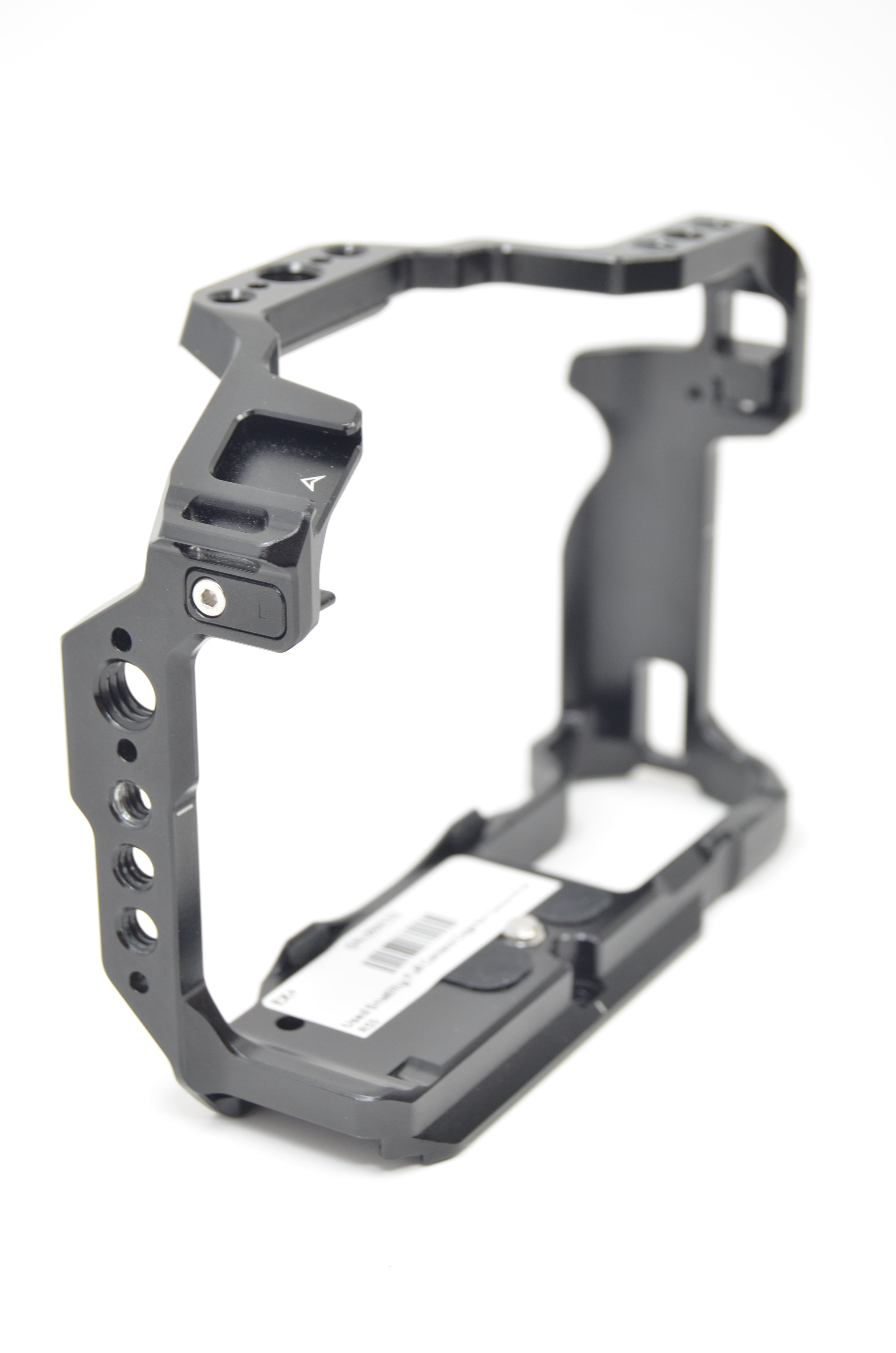 Used SmallRig Full Camera Cage for Canon EOS R50