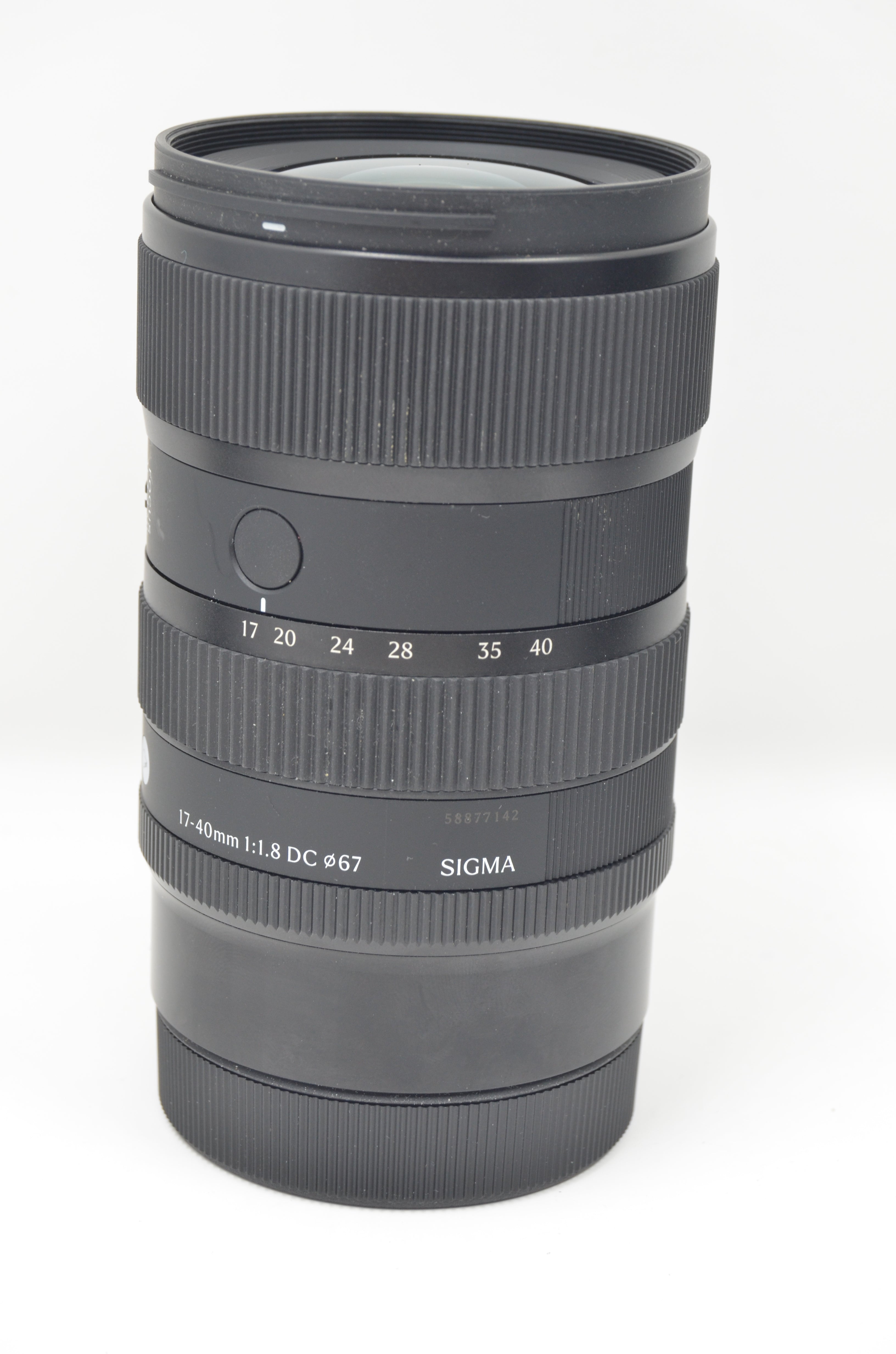 Used Sigma 17-40mm F1.8 DC Art Lens (Canon RF)
