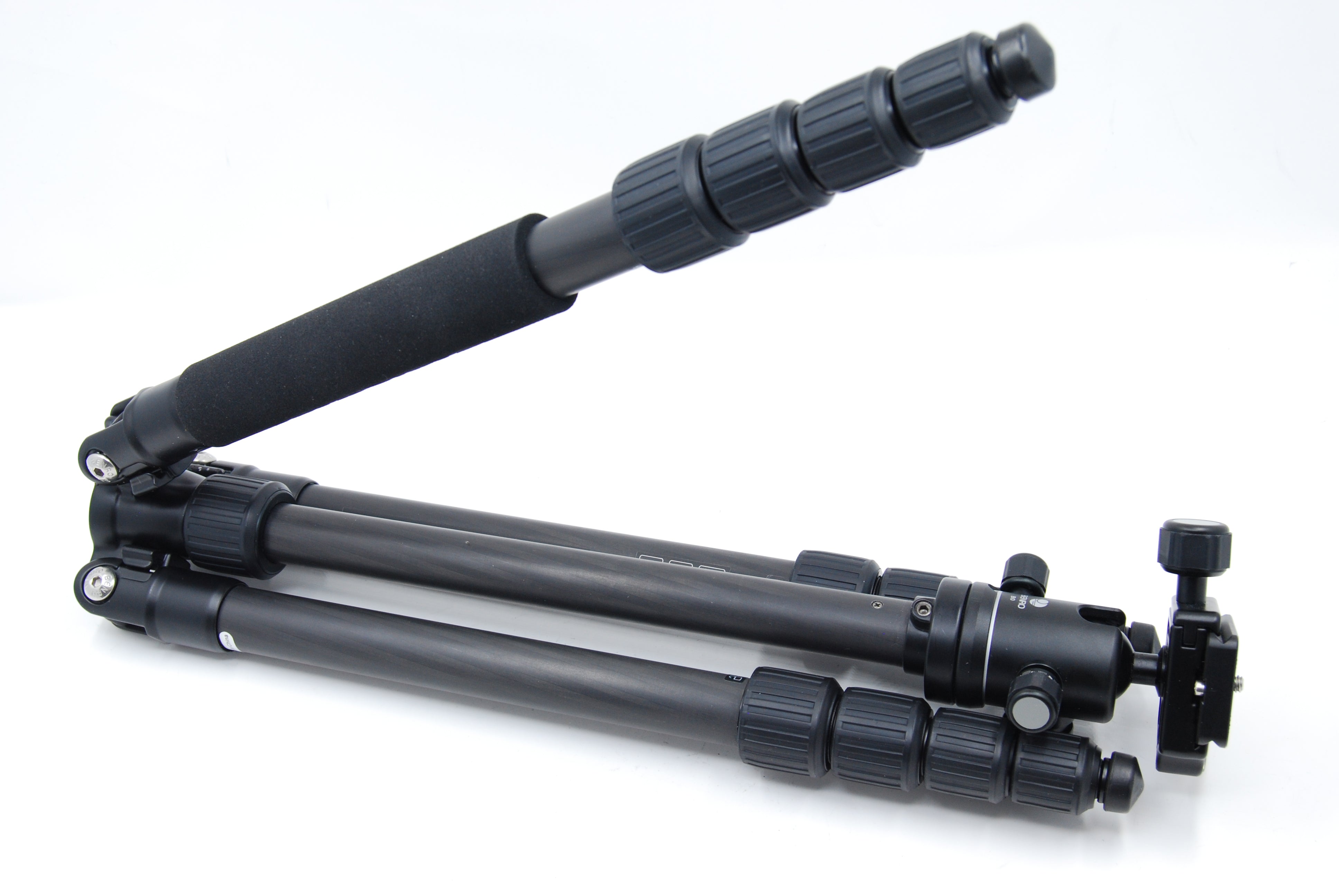Used Benro C1691T MG/CF Travel Tripod w/B0 Head