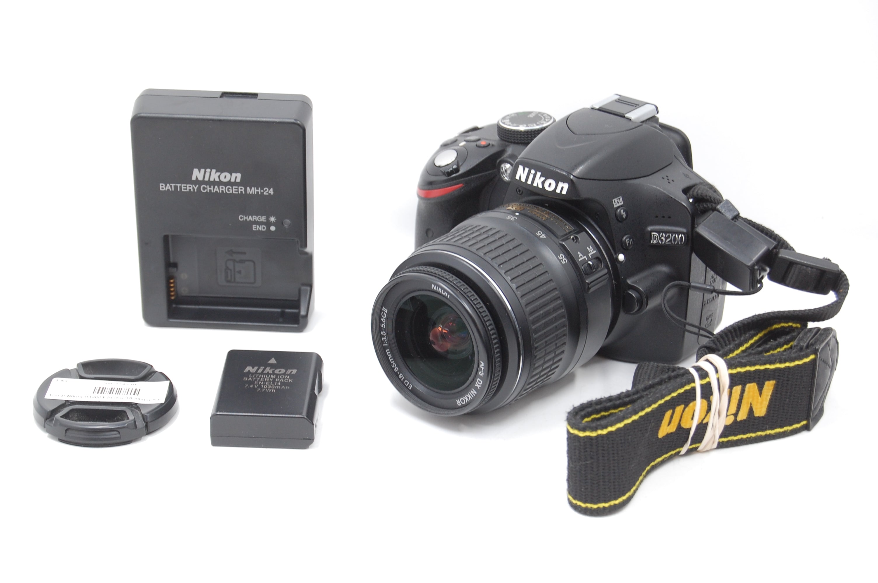 USED Nikon D3200 DSLR w/18-55mm Kit
