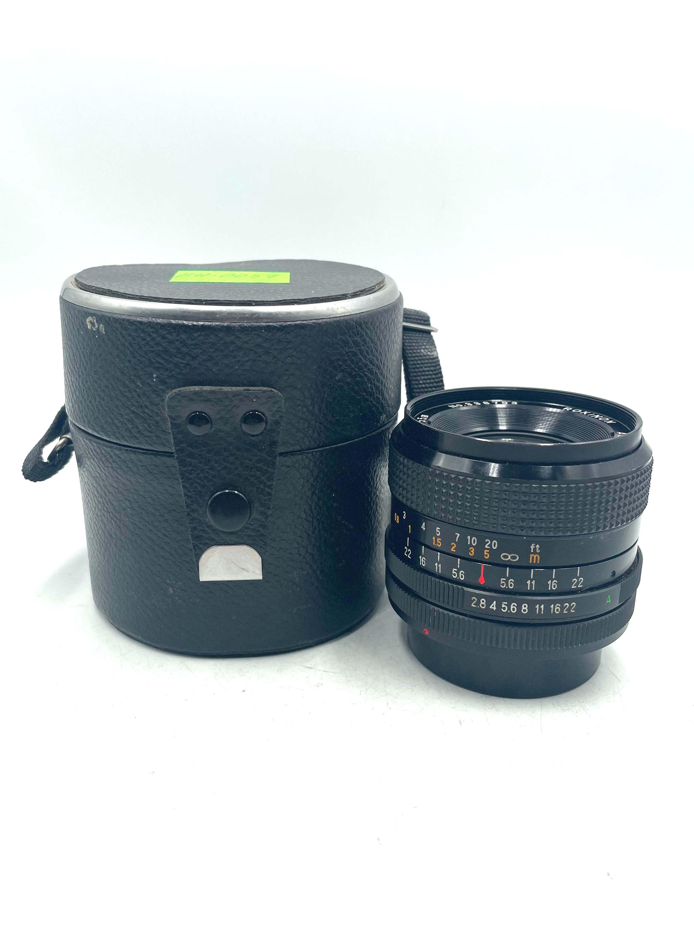 Rokinon 28mm f/2.8 for Canon FD (0059)