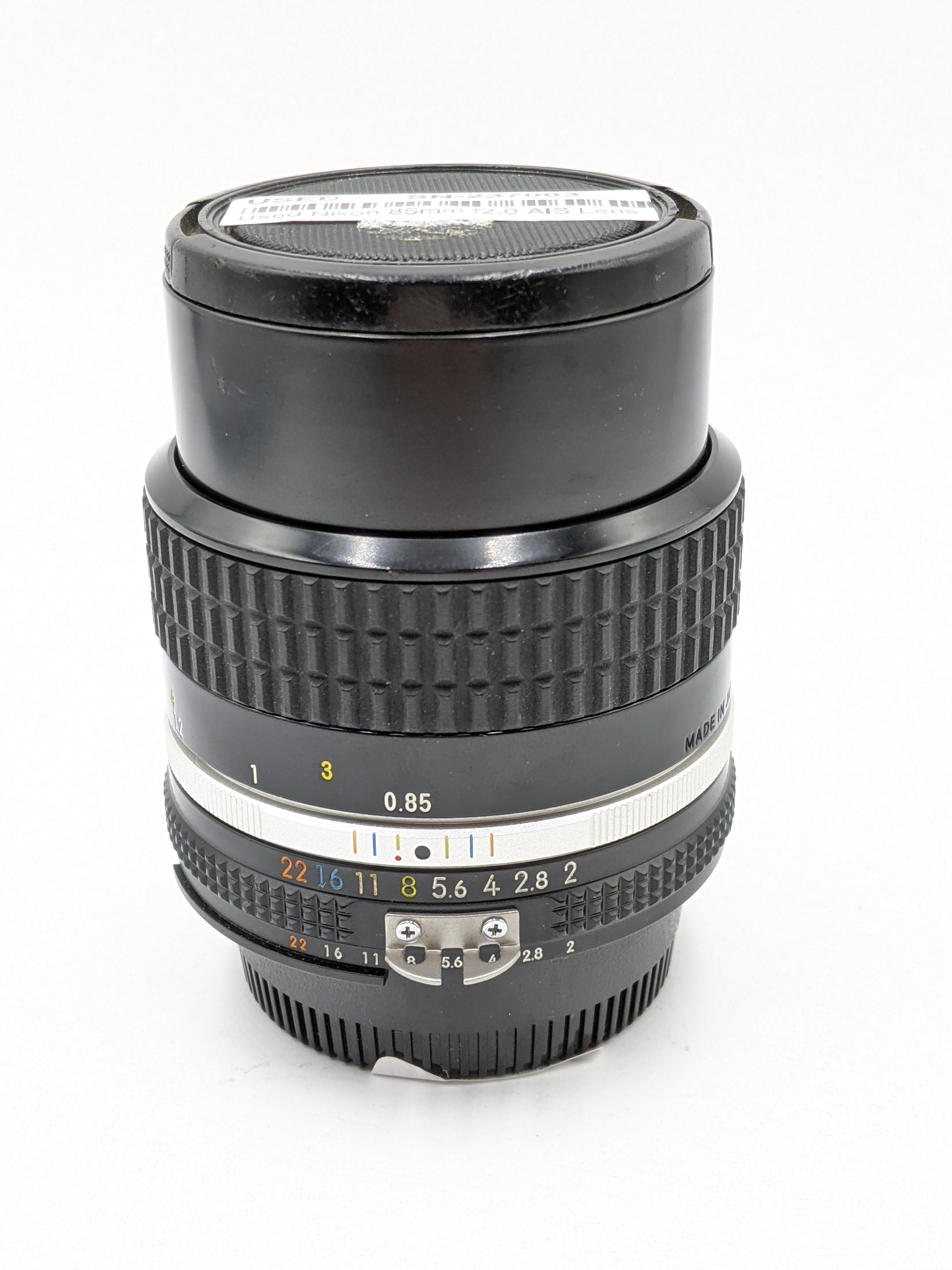 Used Nikon 85mm f2.0 AIS Lens
