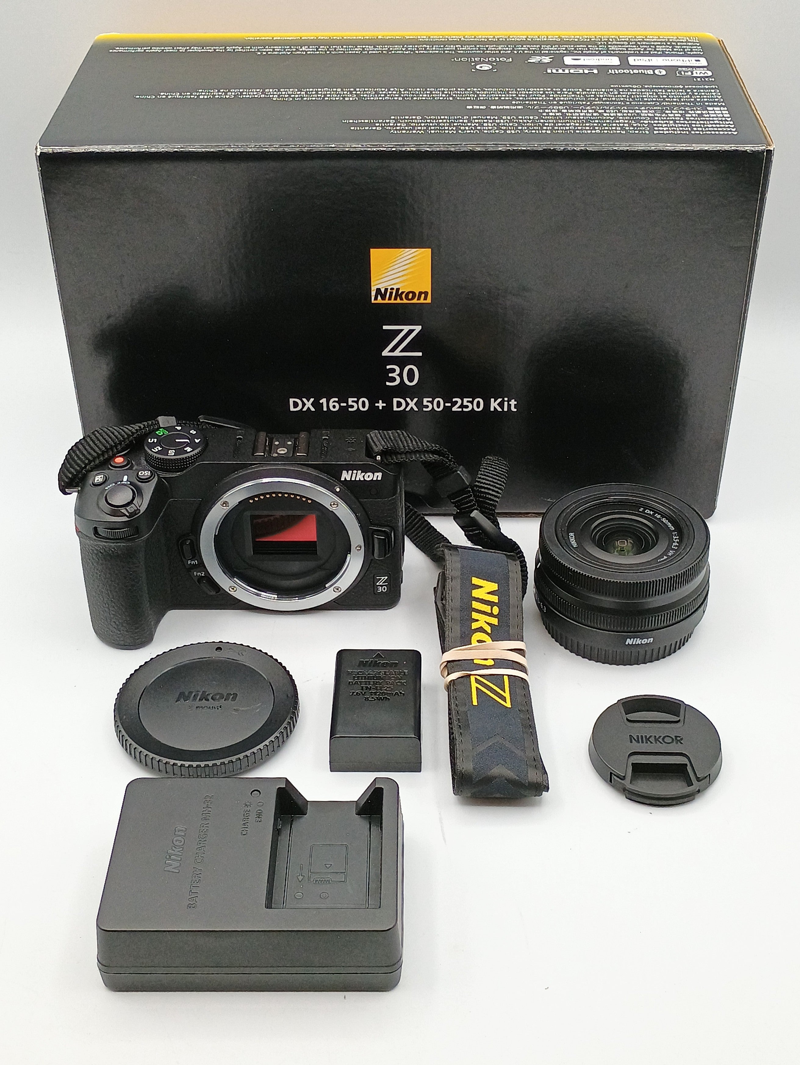 Used Nikon Z30 Mirrorless Camera w/ 16-50mm Lens