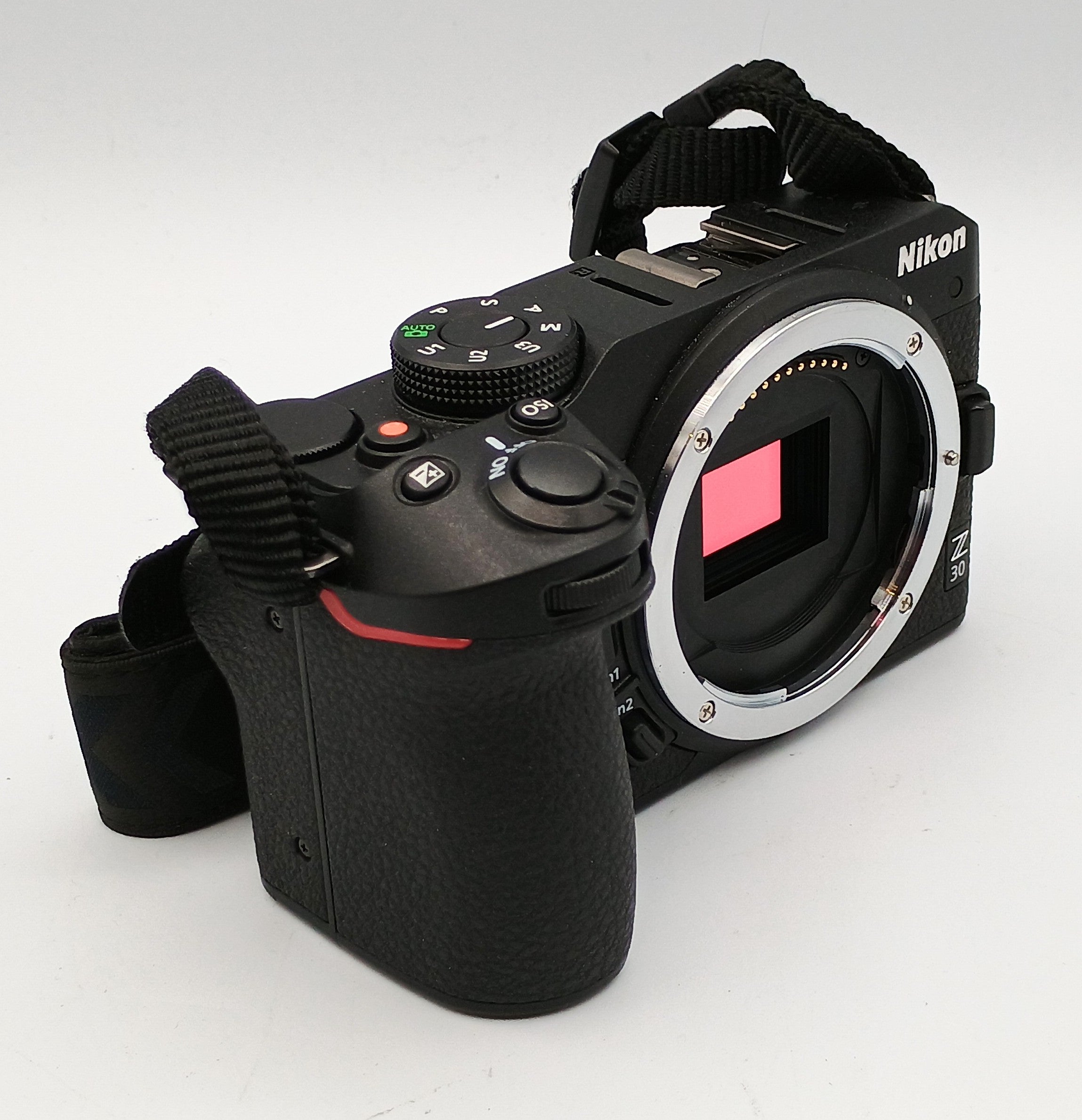 Used Nikon Z30 Mirrorless Camera w/ 16-50mm Lens