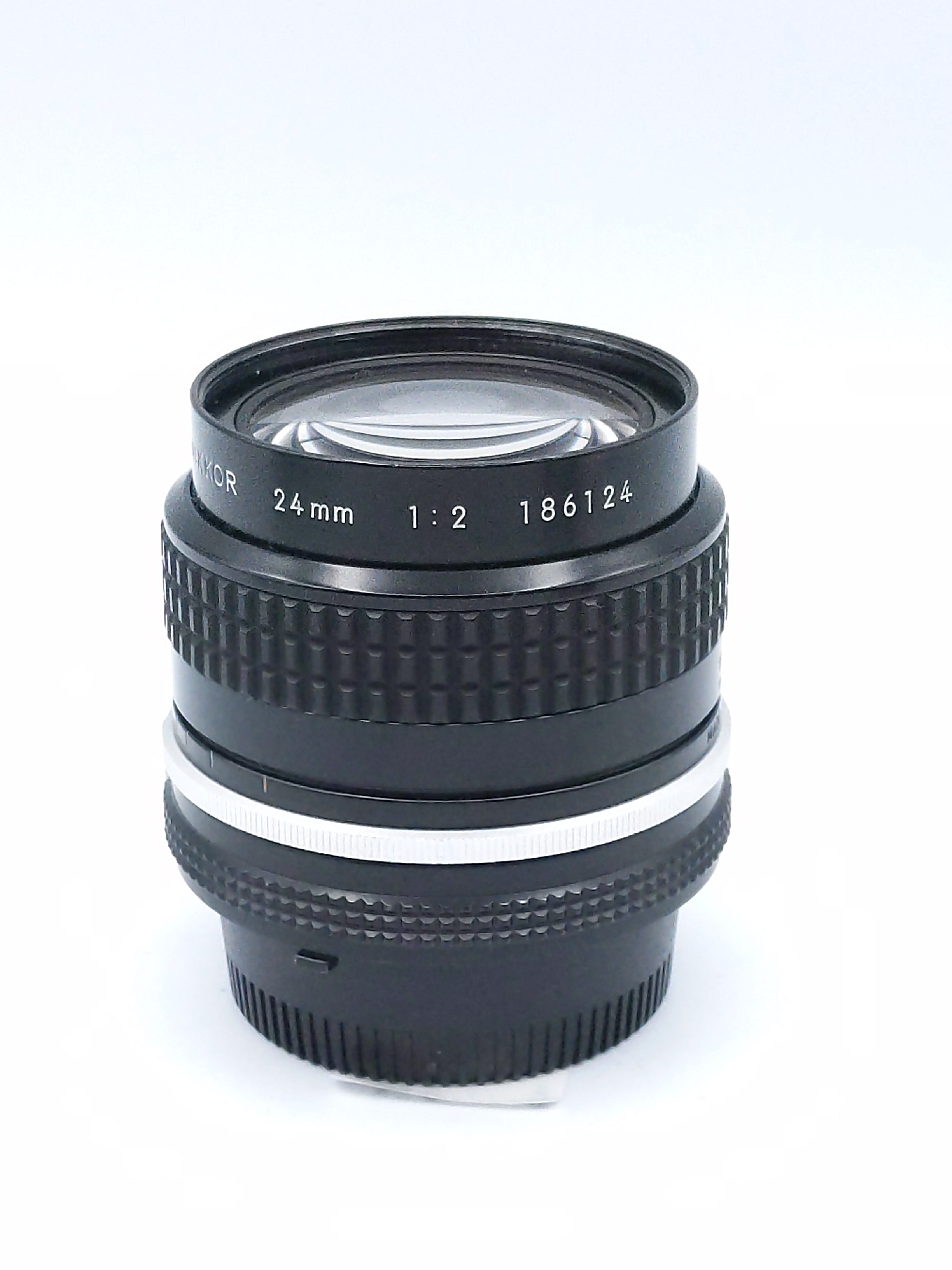 Nikon Nikkor 24mm F2.0 AI MF non AI-S lens