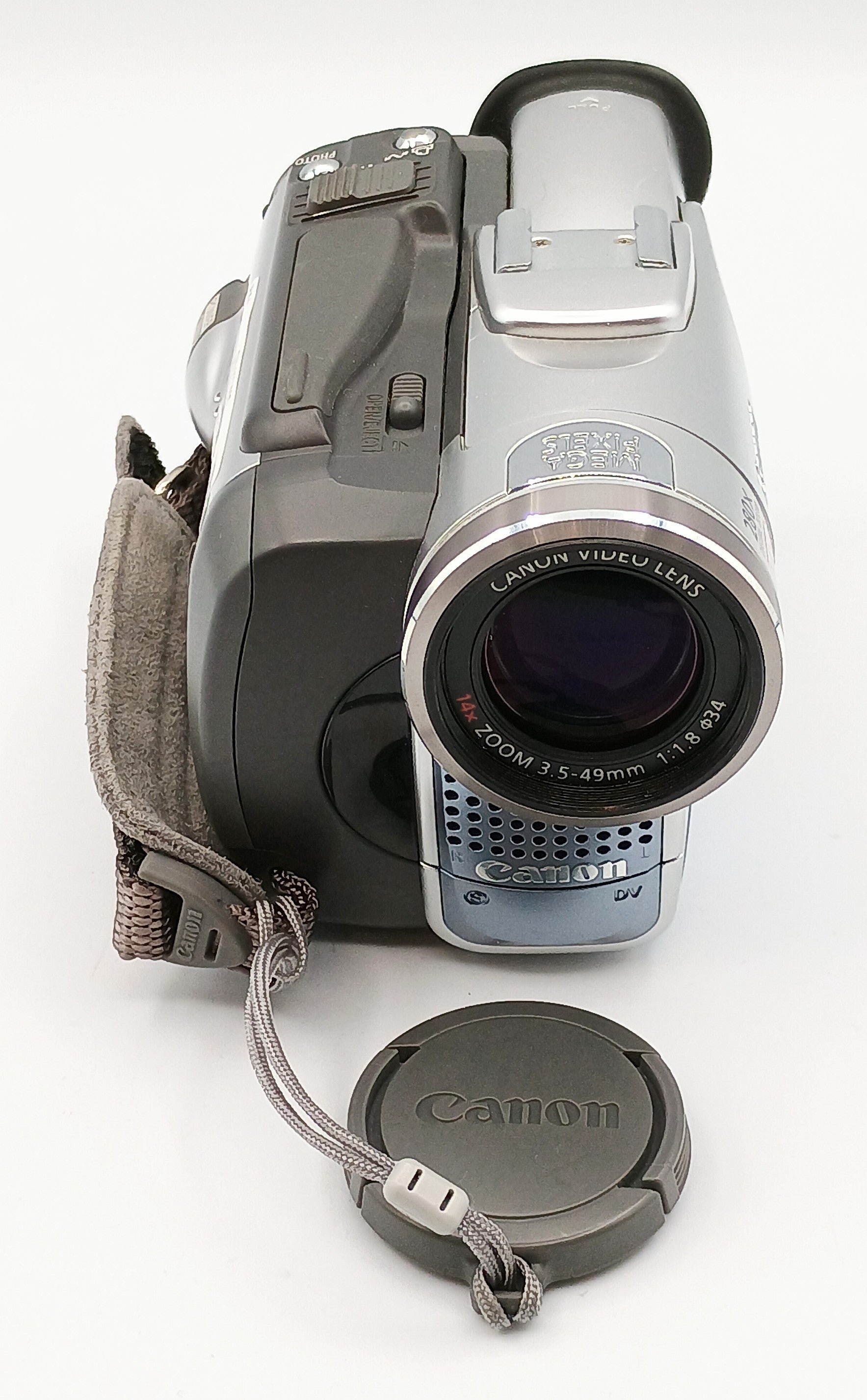 Used Canon Elura 60 Mini DV Digital Video Camcorder