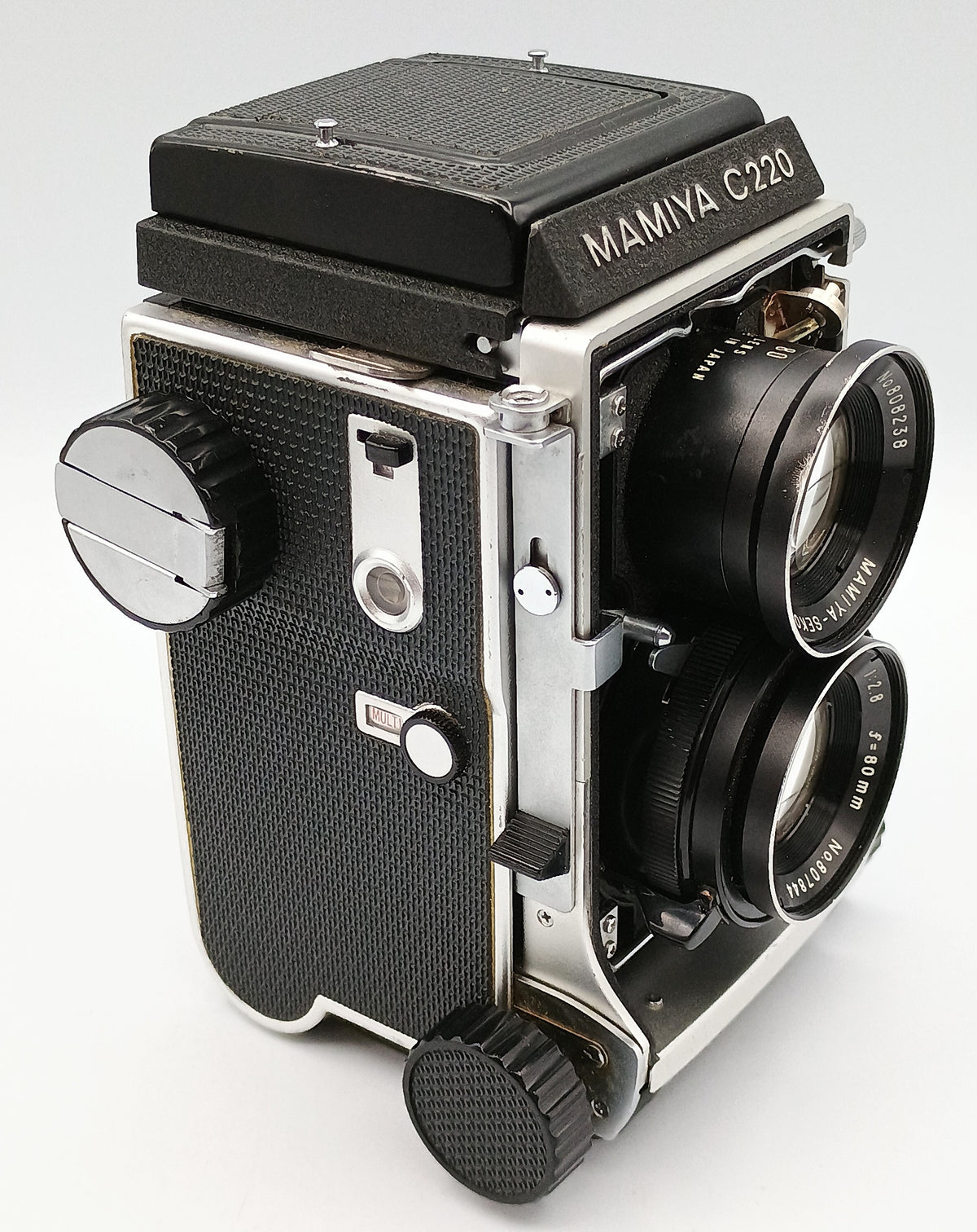 Used Mamiya C220 W/ 80mm F2.8 Lens