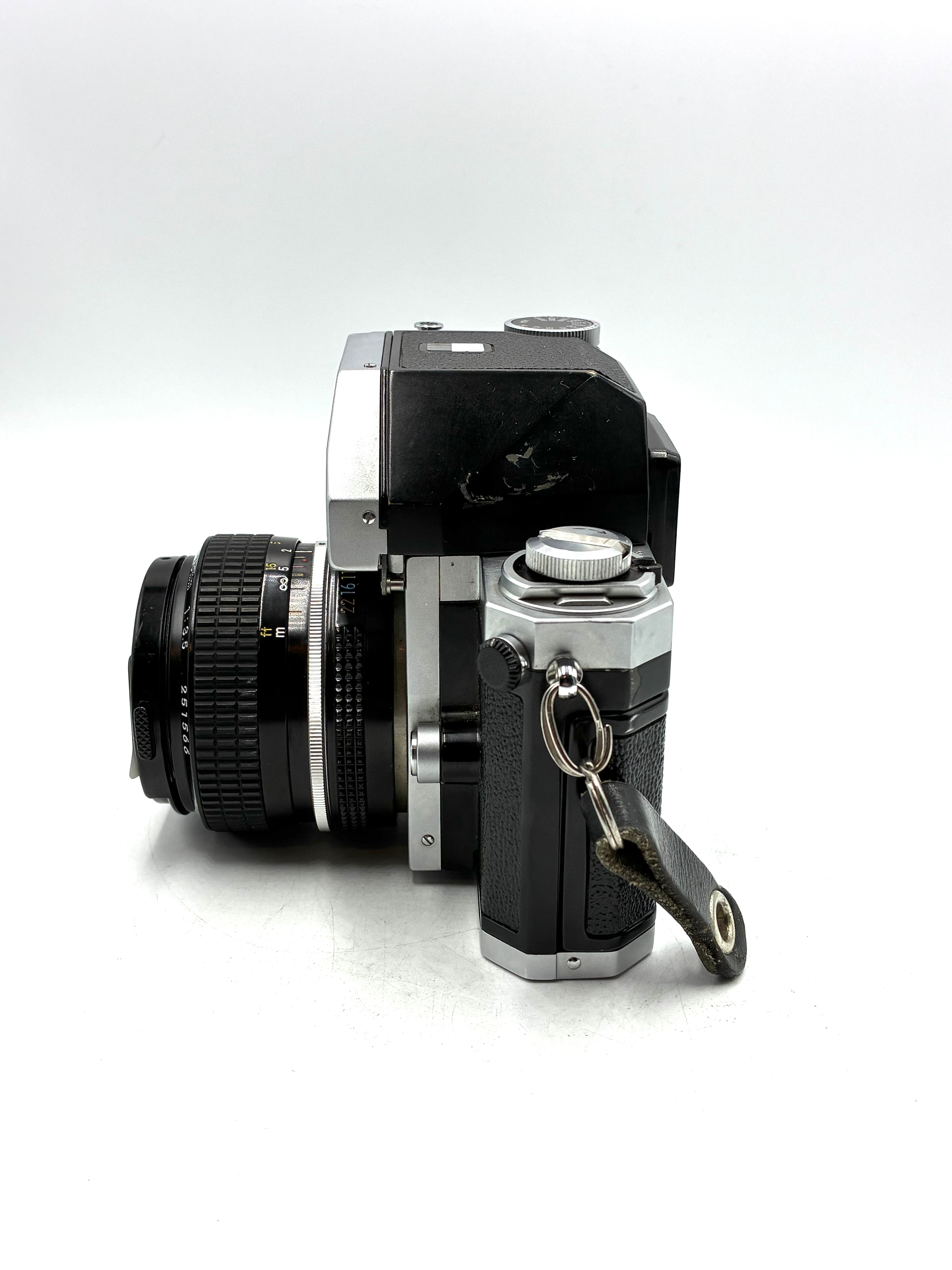 USED Nikon F Film SLR W/ 28mm F3.5 Lens