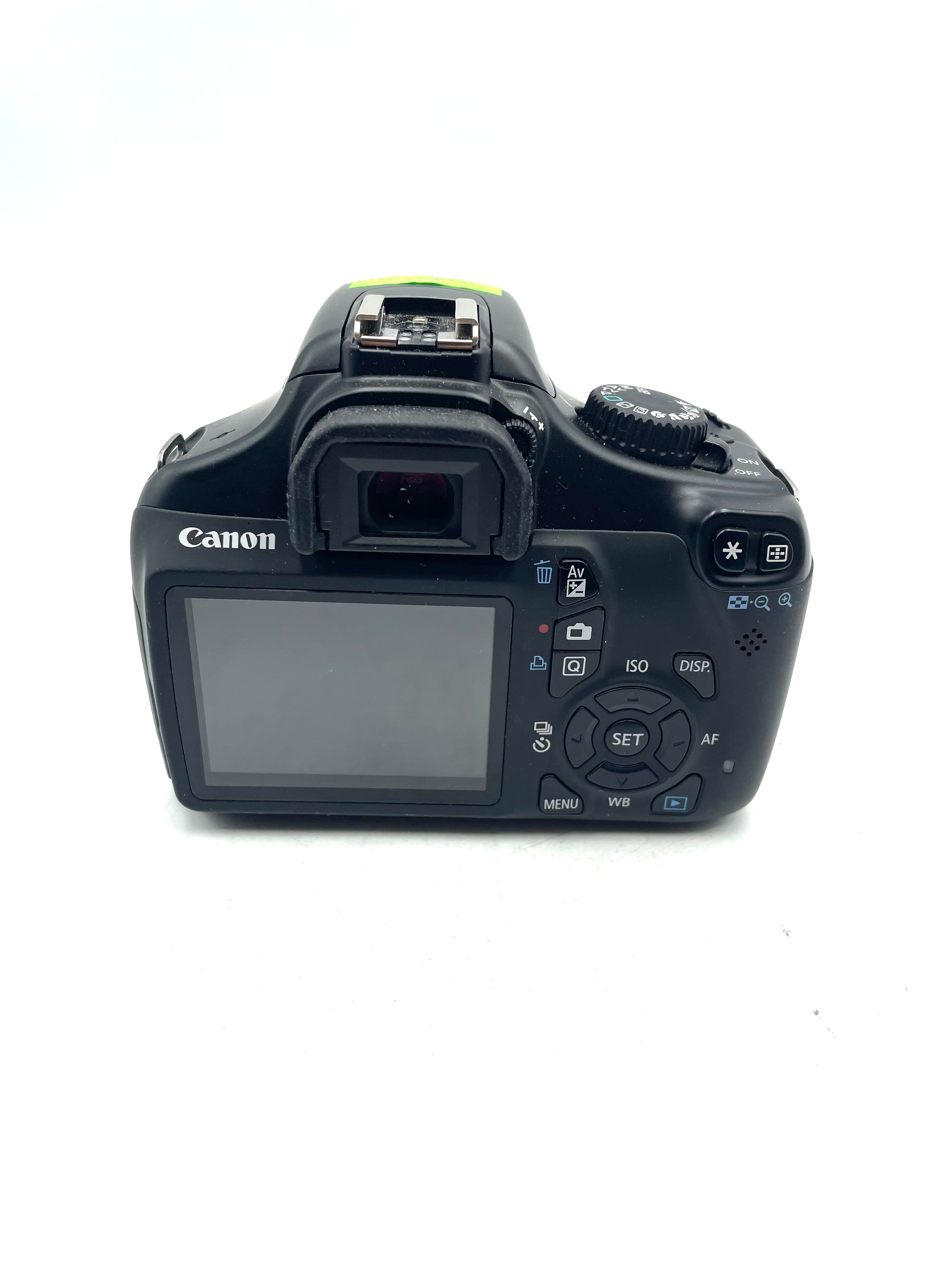 Canon Rebel T3 w/ 18-55mm - AS-IS/FOR PARTS (0040)