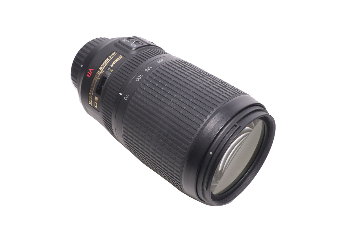 USED Nikon 70-300mm vr F.5-5.6 G