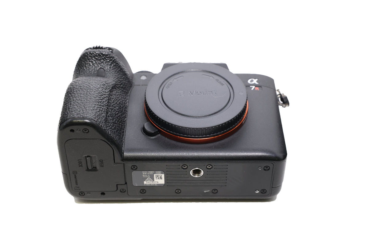 USED Sony A7R IV Mirrorless Body