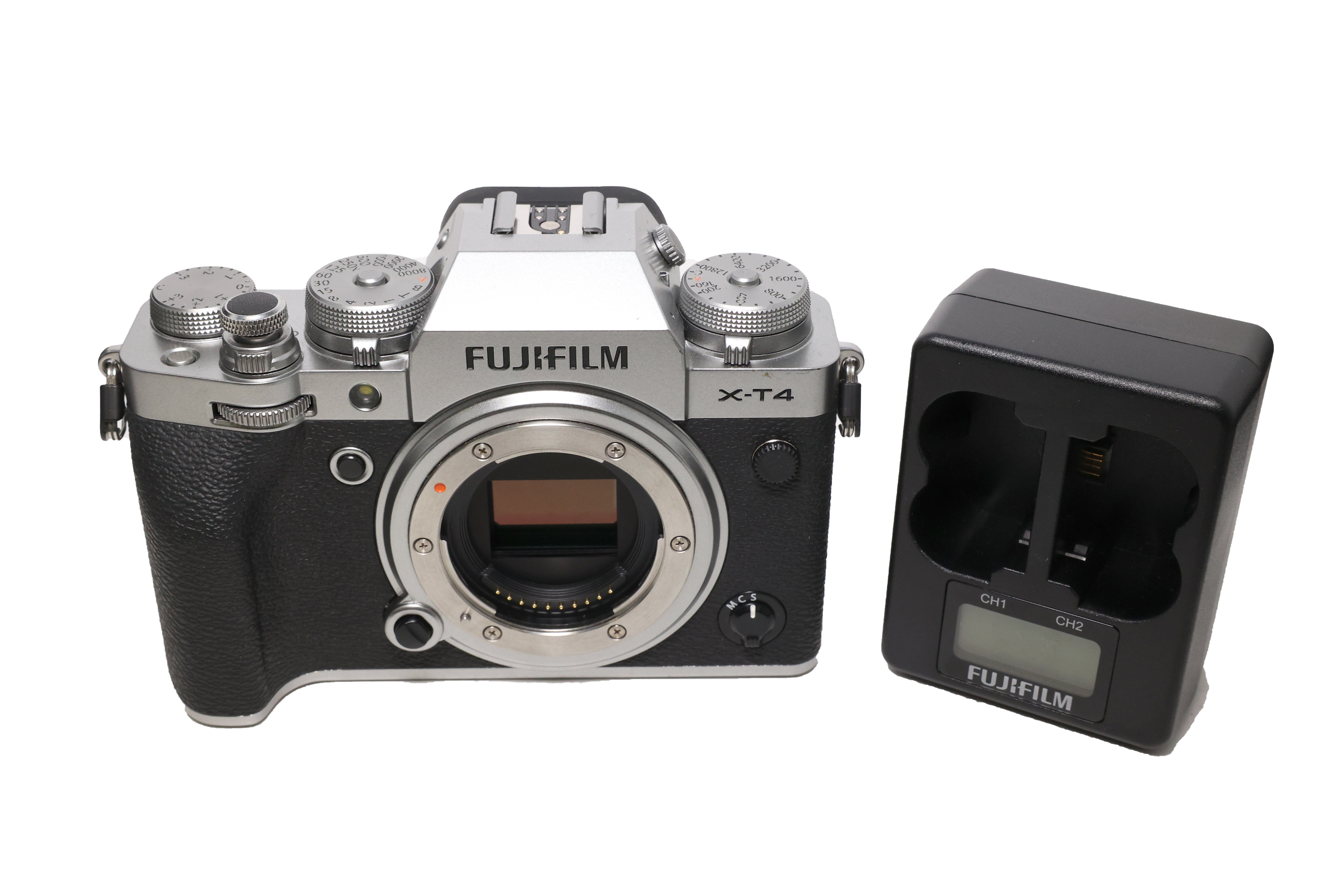 Used Fujifilm X-T4 Mirrorless Digital Camera  Body (Silver)