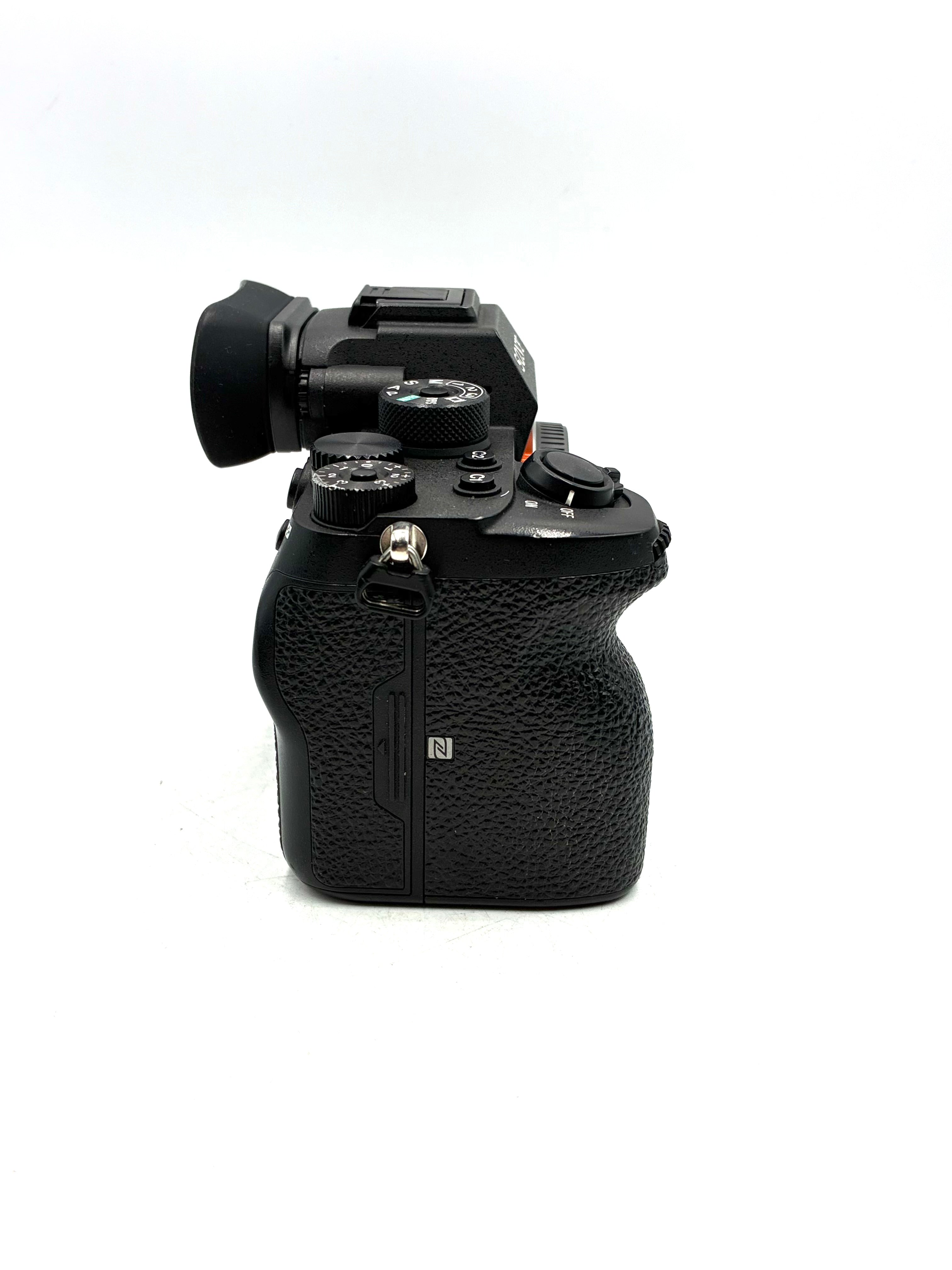 USED Sony A7R IV Mirrorless Body