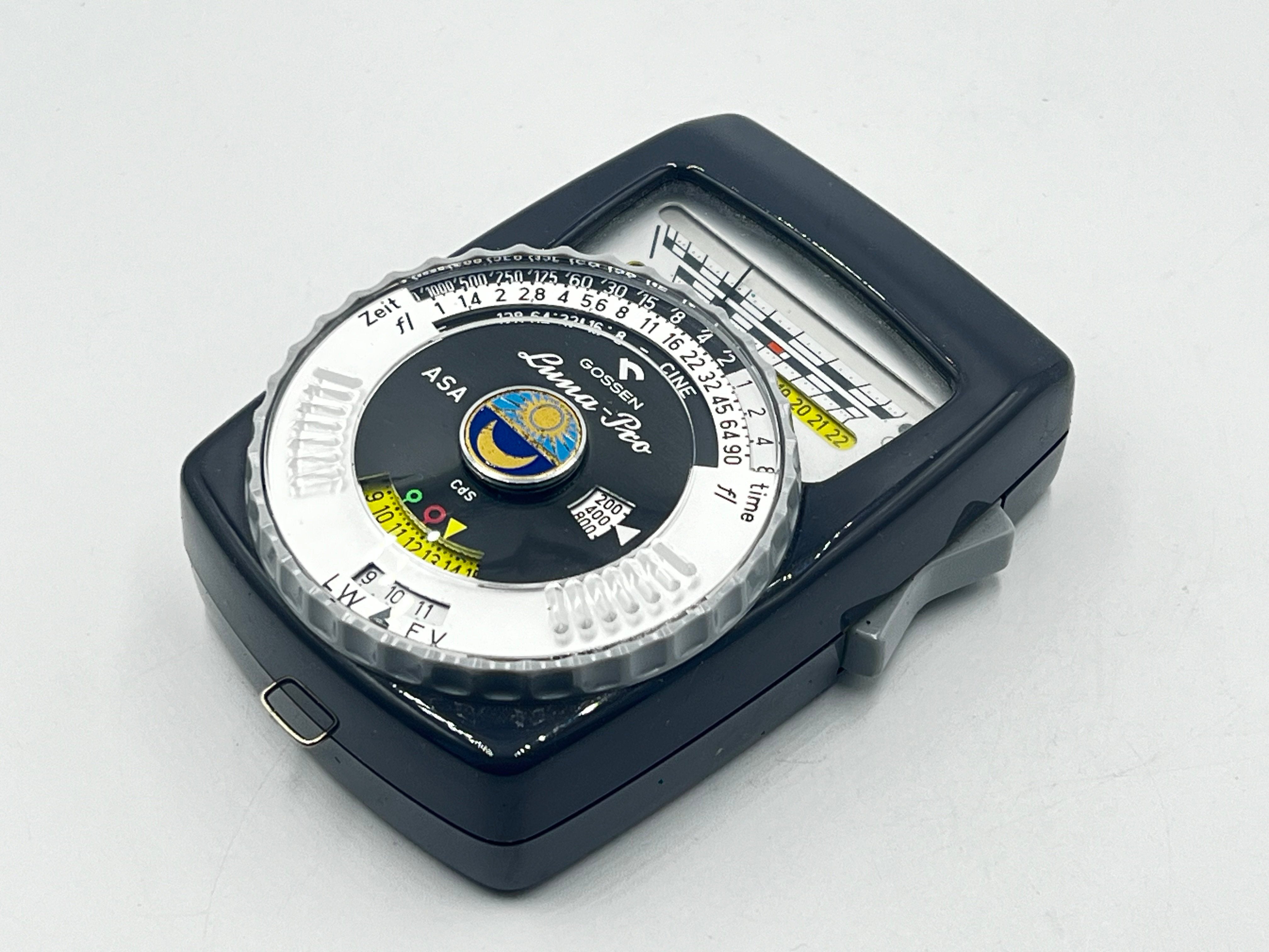 Used Luna Pro Light Meter