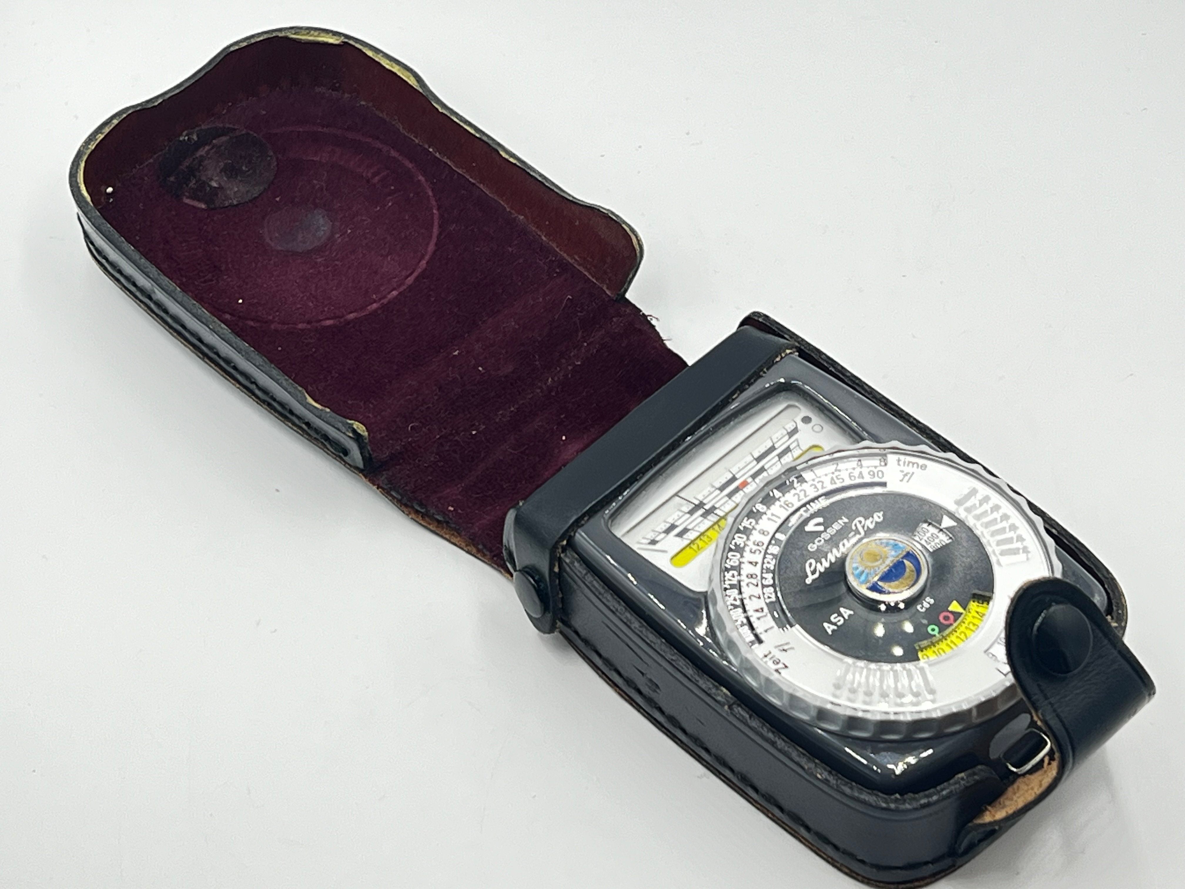 Used Luna Pro Light Meter