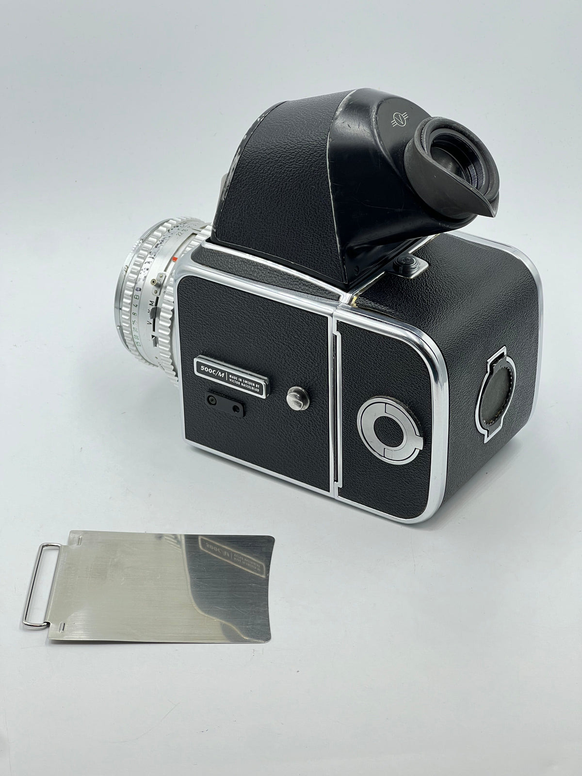 Used Hasselblad 500C/M w/80mm f2.8 Planar & Angled Prism Viewfinder