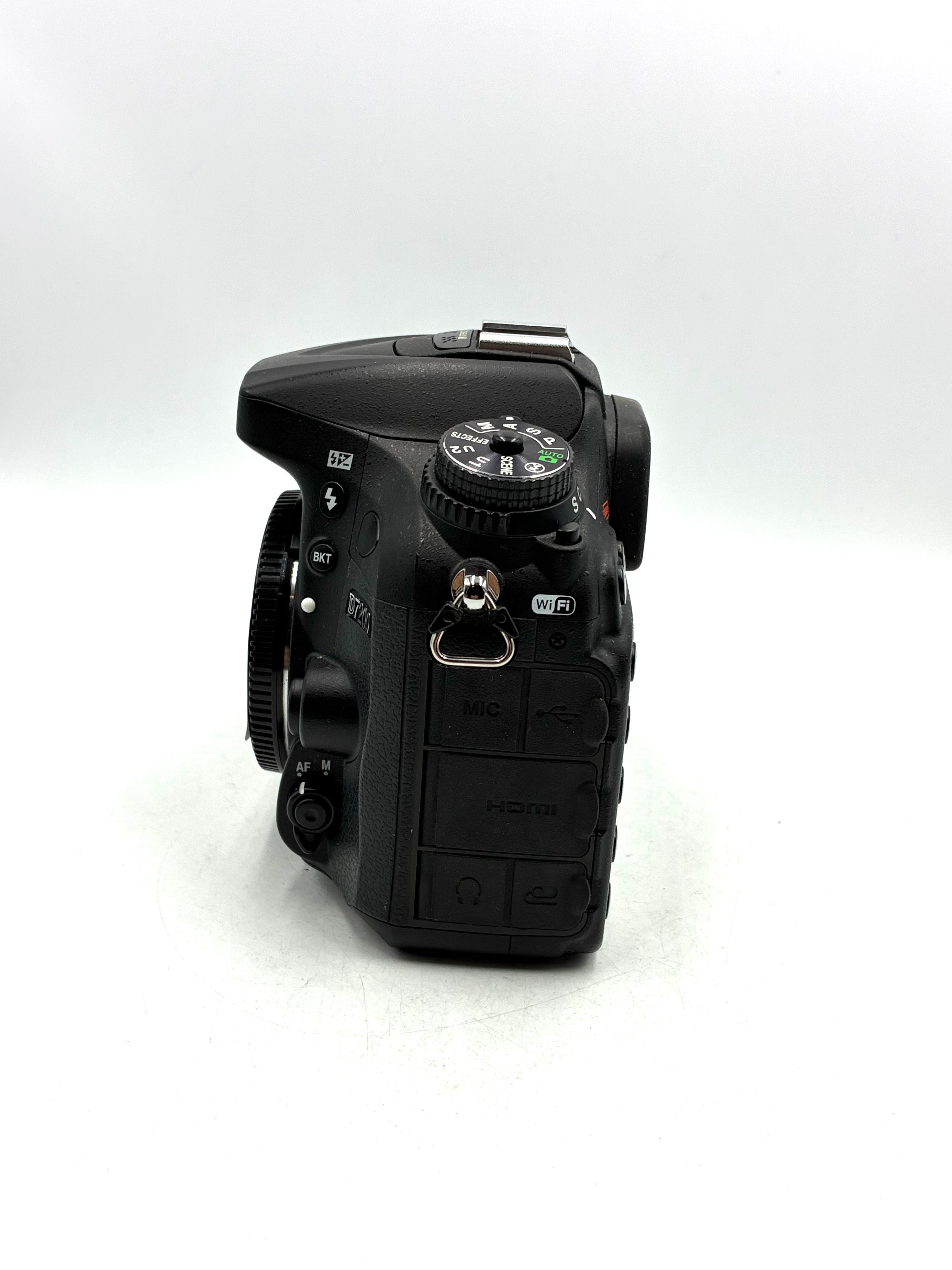 ザ*キ様 Nikon D7200 ボディ Used Nikon D7200 | MPB