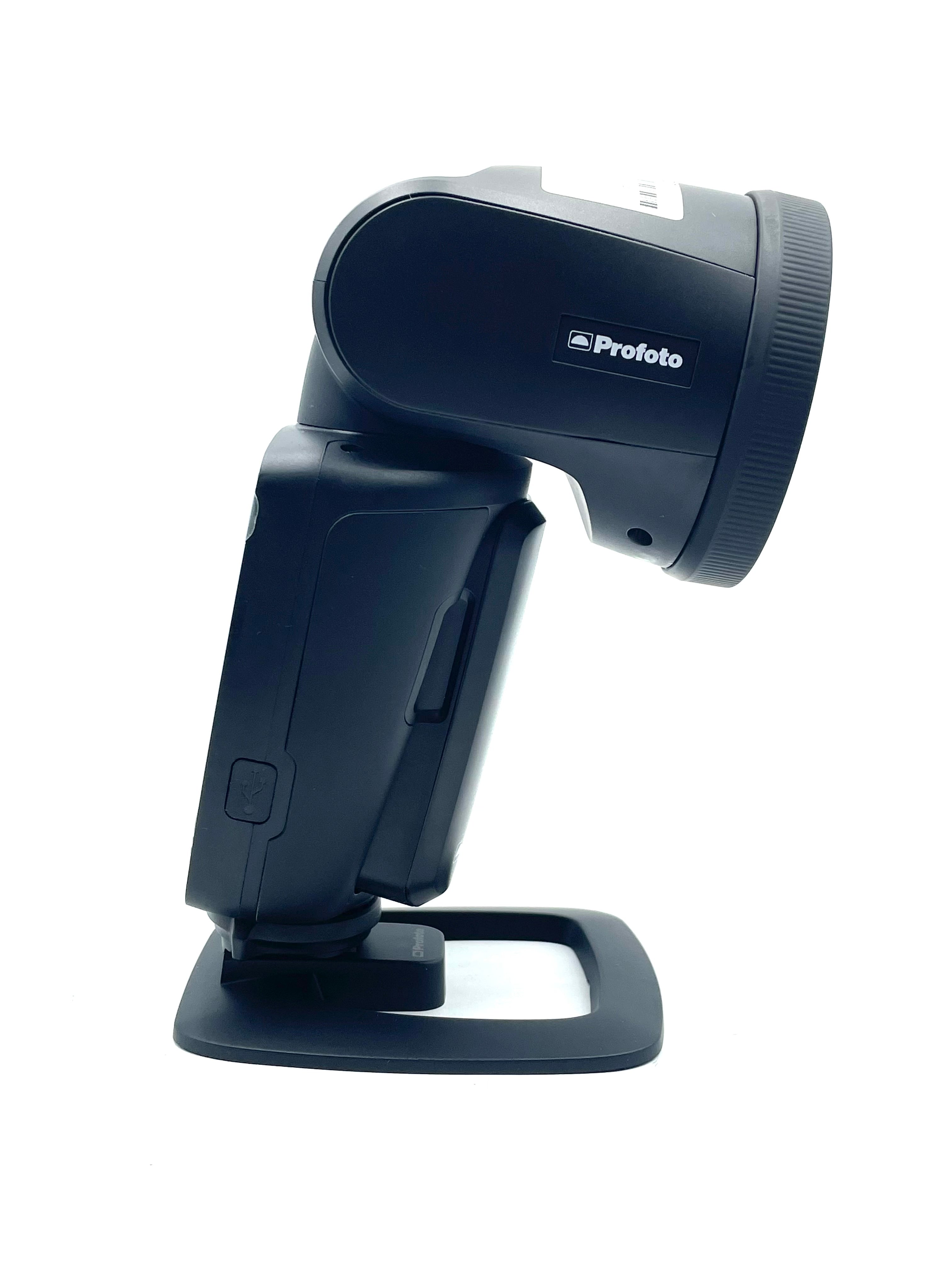 38EC4F02-43C2-4EA8-8B80-  