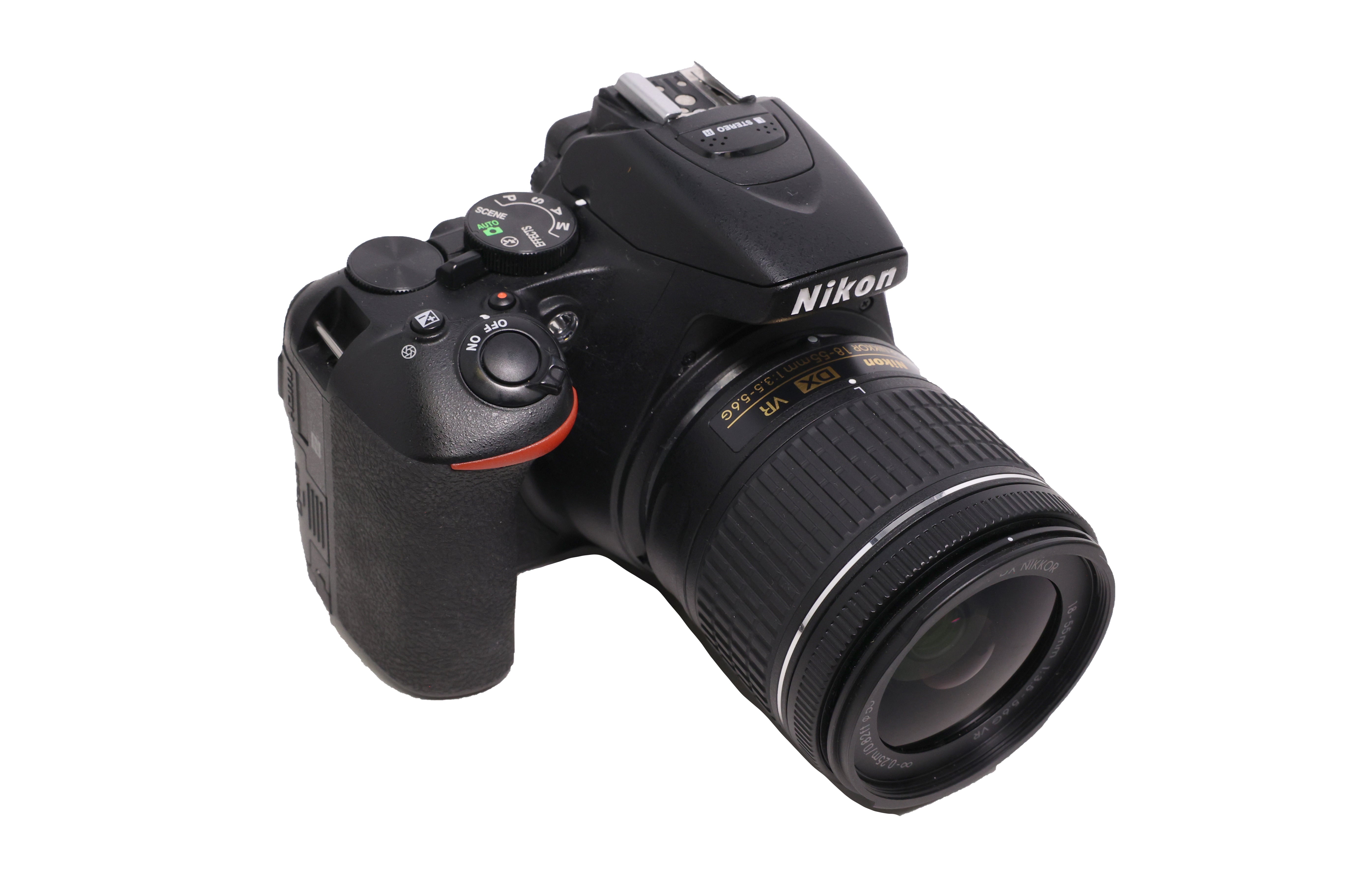 USED Nikon D5600 DSLR Camera with 18-55