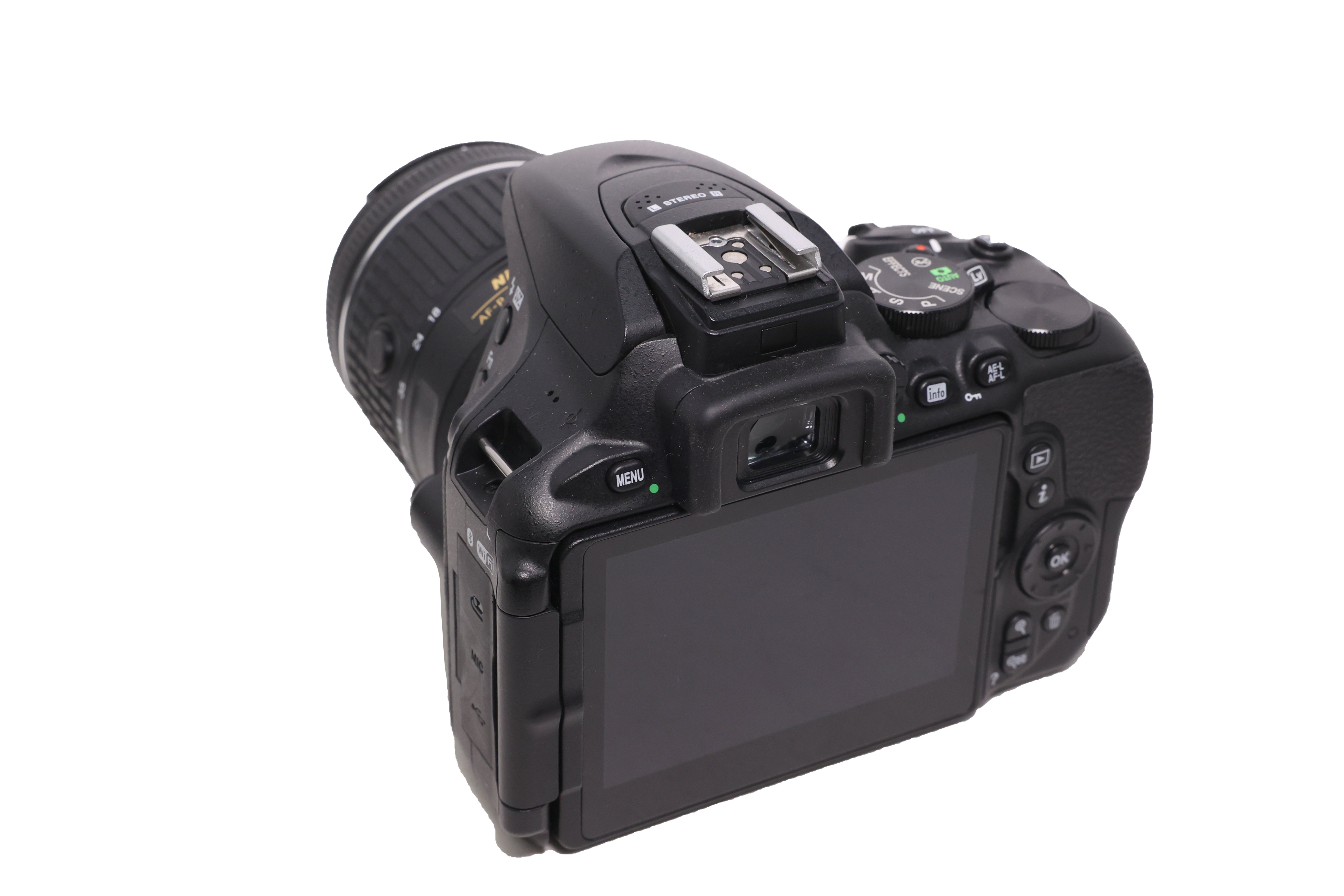 USED Nikon D5600 DSLR Camera with 18-55