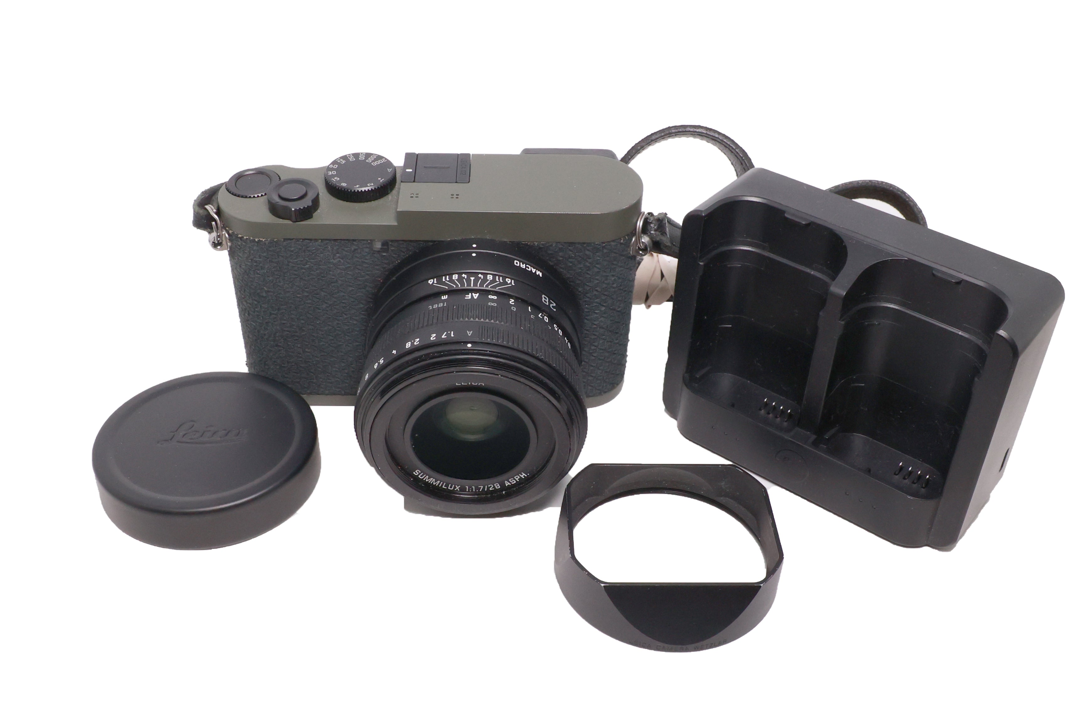 USED Leica Q2 Monochrome w/ Summilux 28mm f1.7 *Reporter Edition* Type 4889
