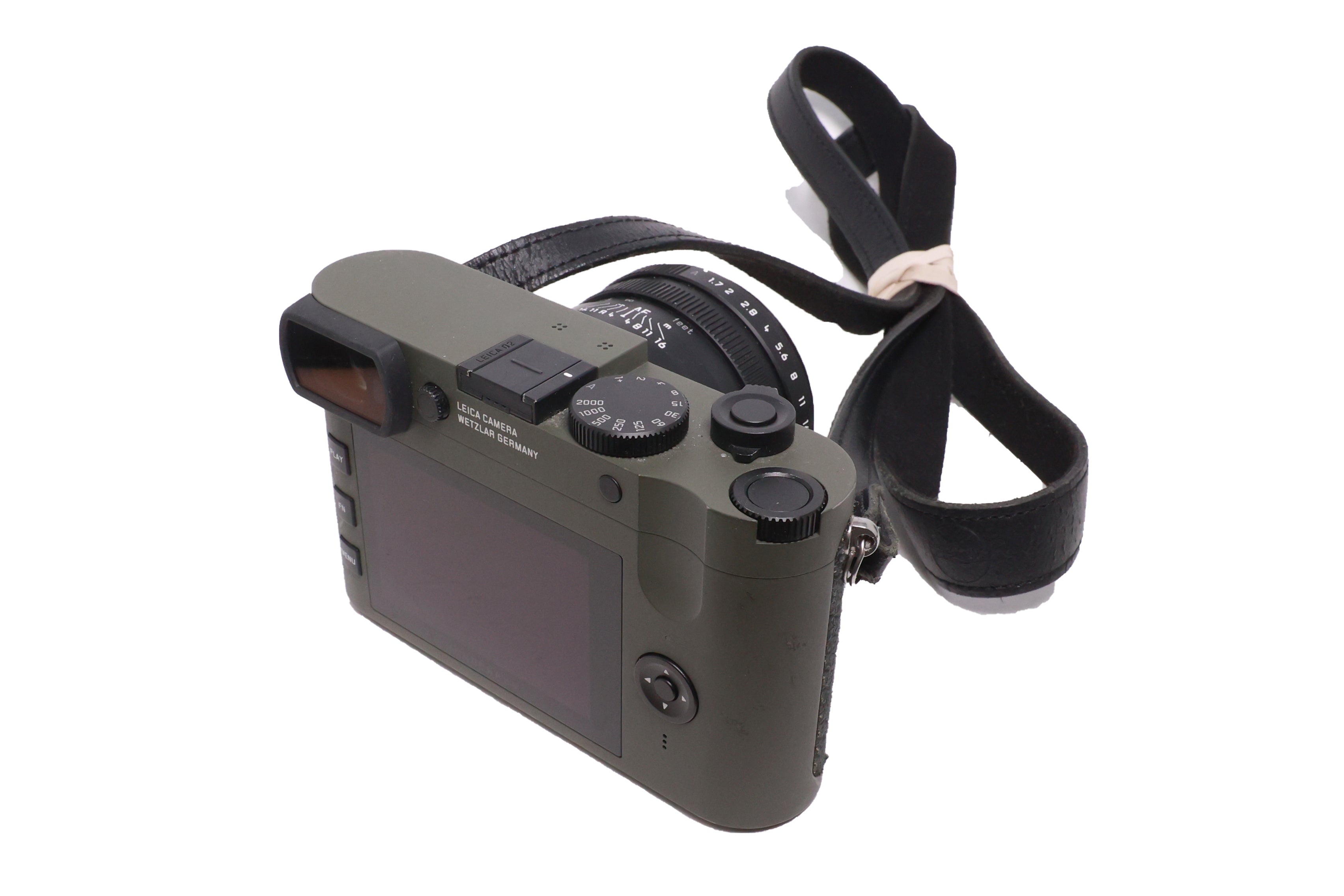 USED Leica Q2 Monochrome w/ Summilux 28mm f1.7 *Reporter Edition* Type 4889