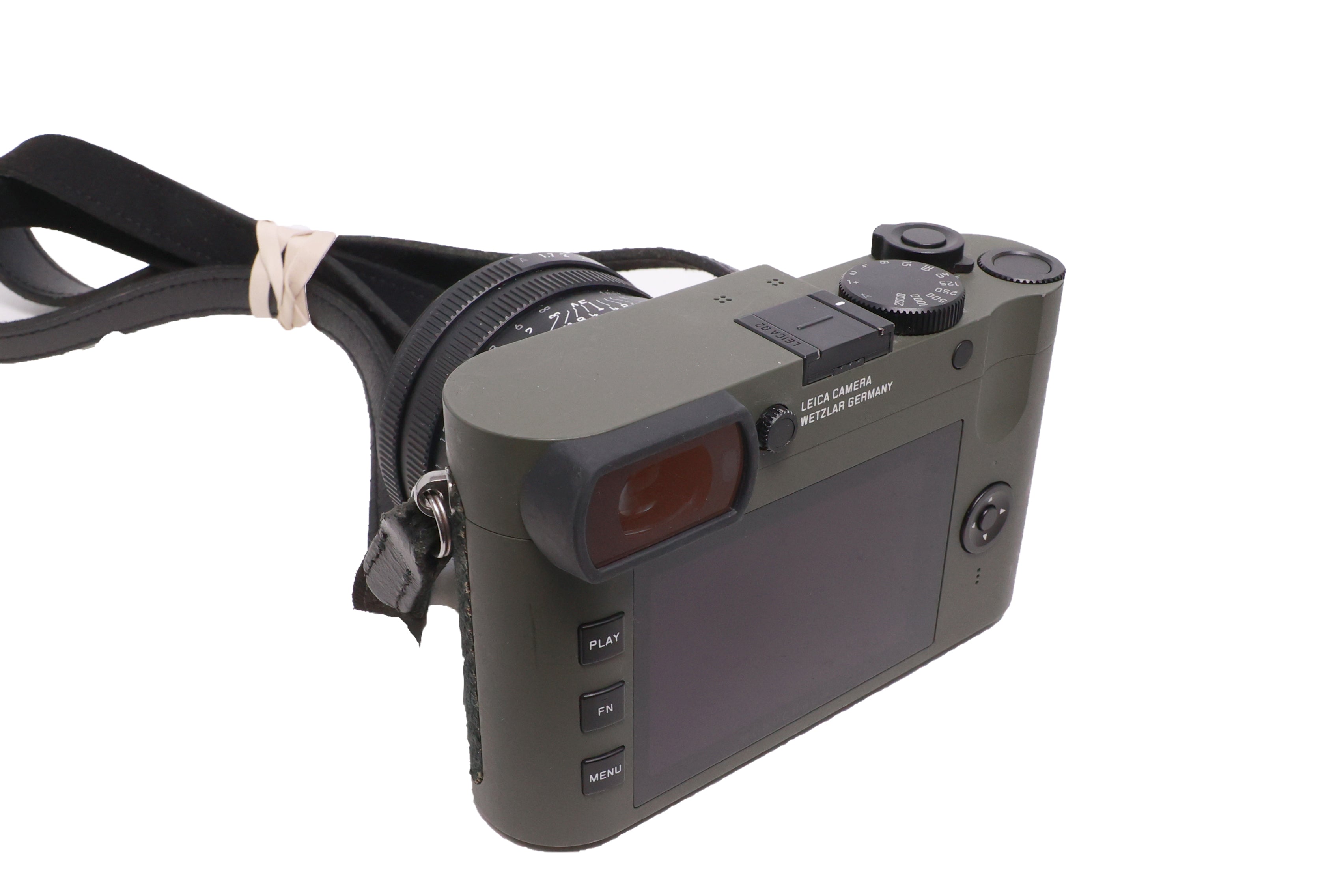 USED Leica Q2 Monochrome w/ Summilux 28mm f1.7 *Reporter Edition* Type 4889