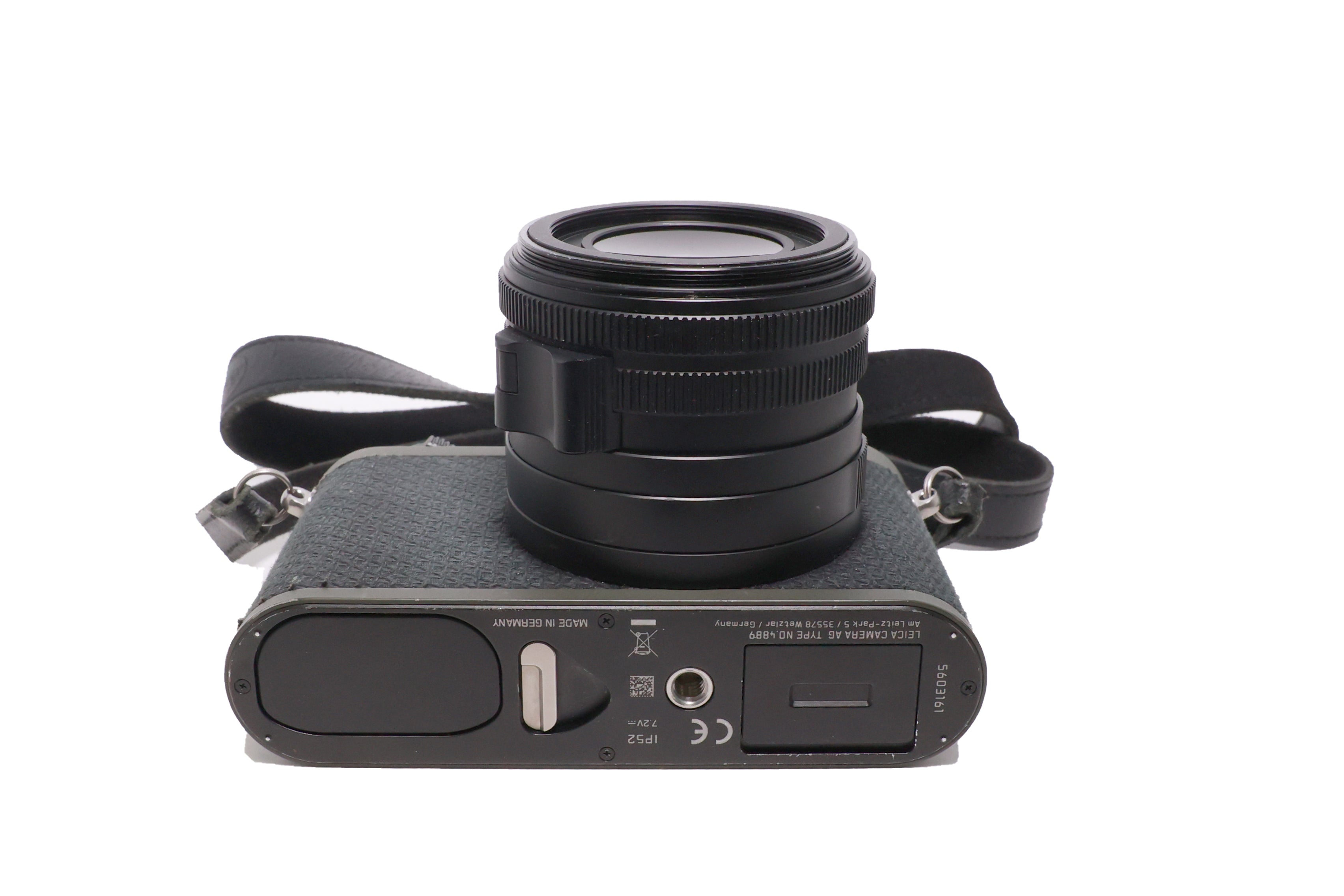 USED Leica Q2 Monochrome w/ Summilux 28mm f1.7 *Reporter Edition* Type 4889