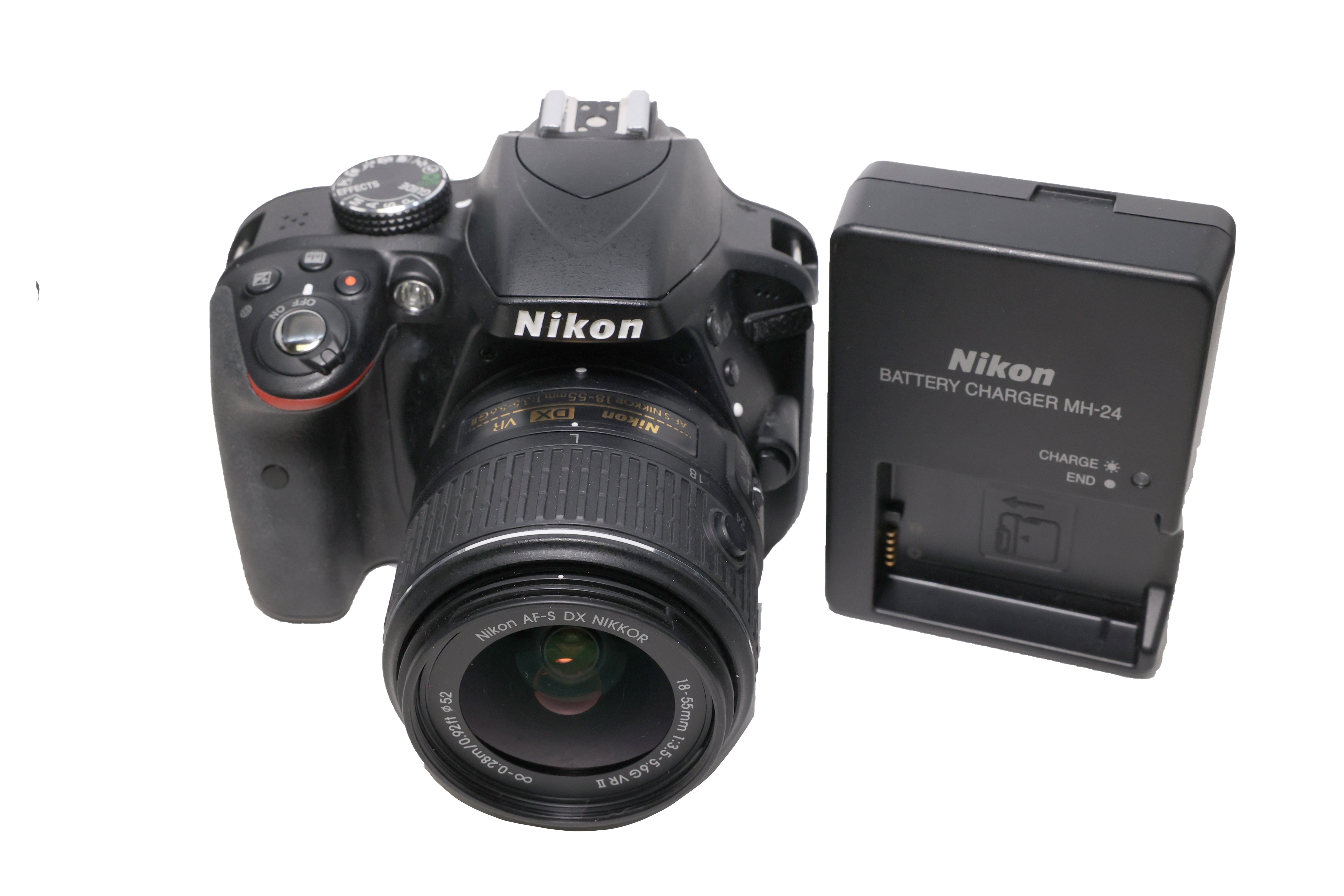 Used Nikon D3300 DLSR Camera w/ 18-55mm VR II  Lens Kit (Black)