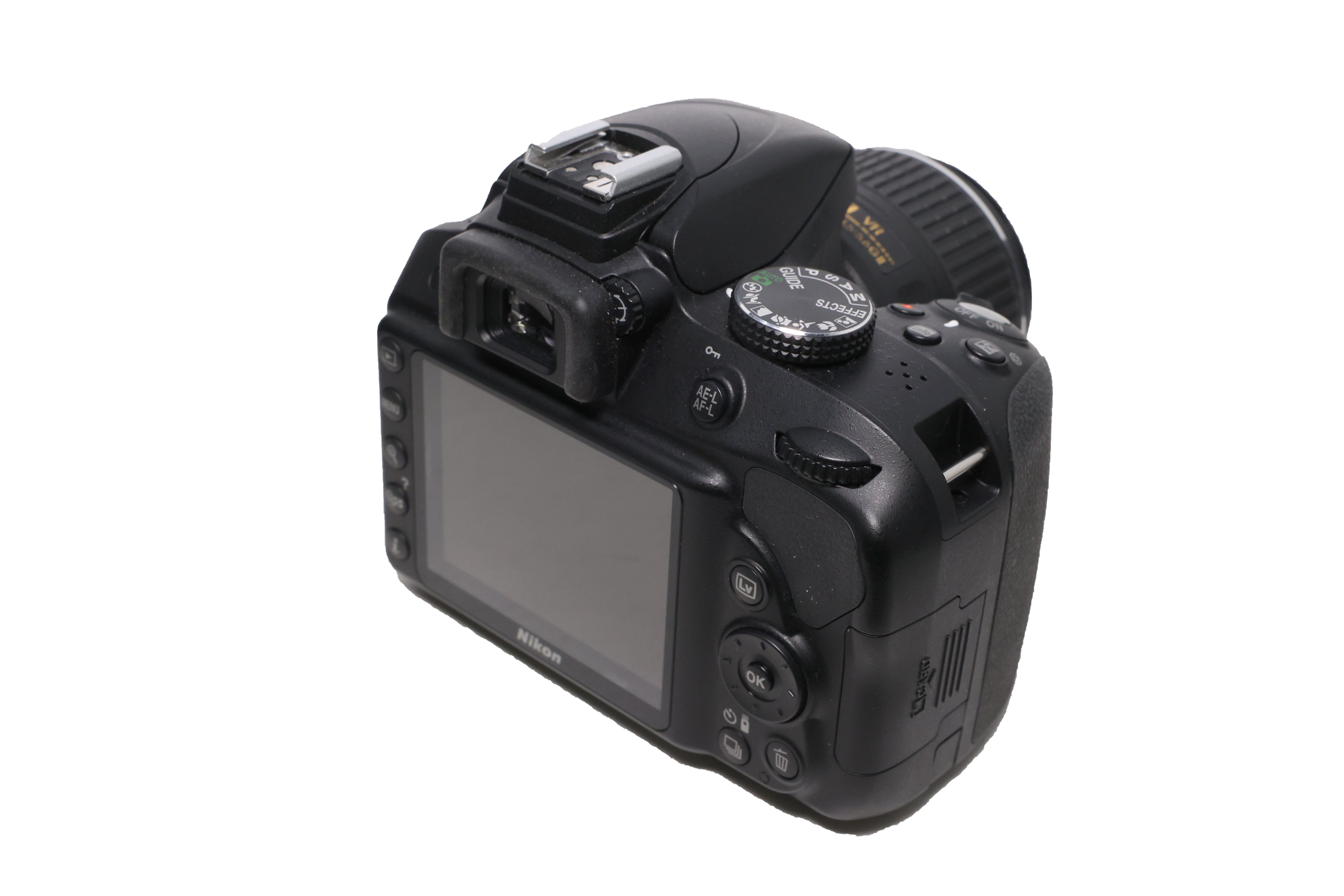 Used Nikon D3300 DLSR Camera w/ 18-55mm VR II  Lens Kit (Black)